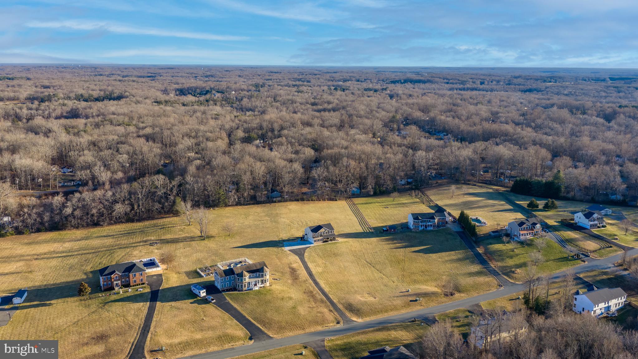 EQUESTRIAN ESTATES - Residential