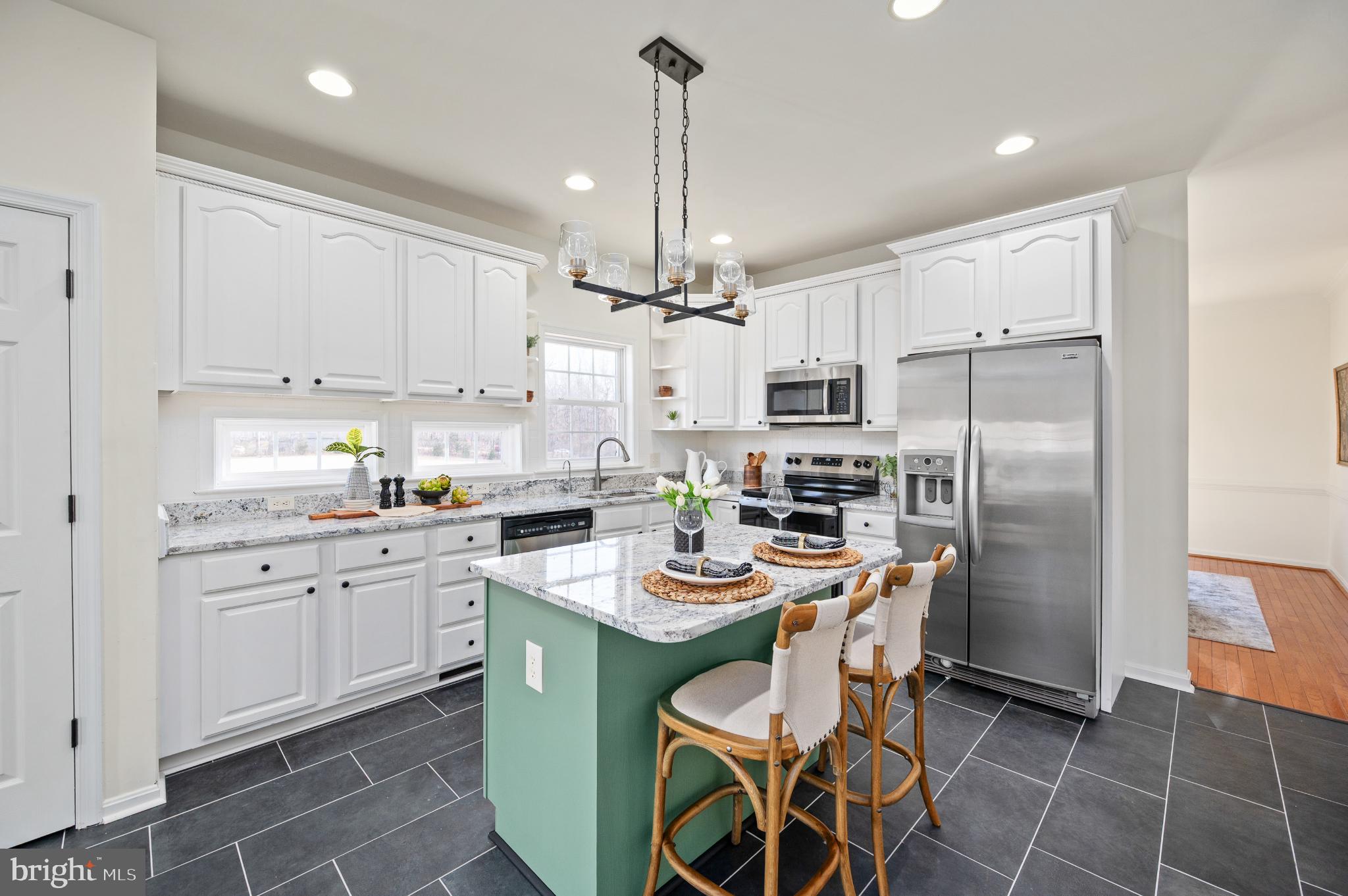 EQUESTRIAN ESTATES - Residential