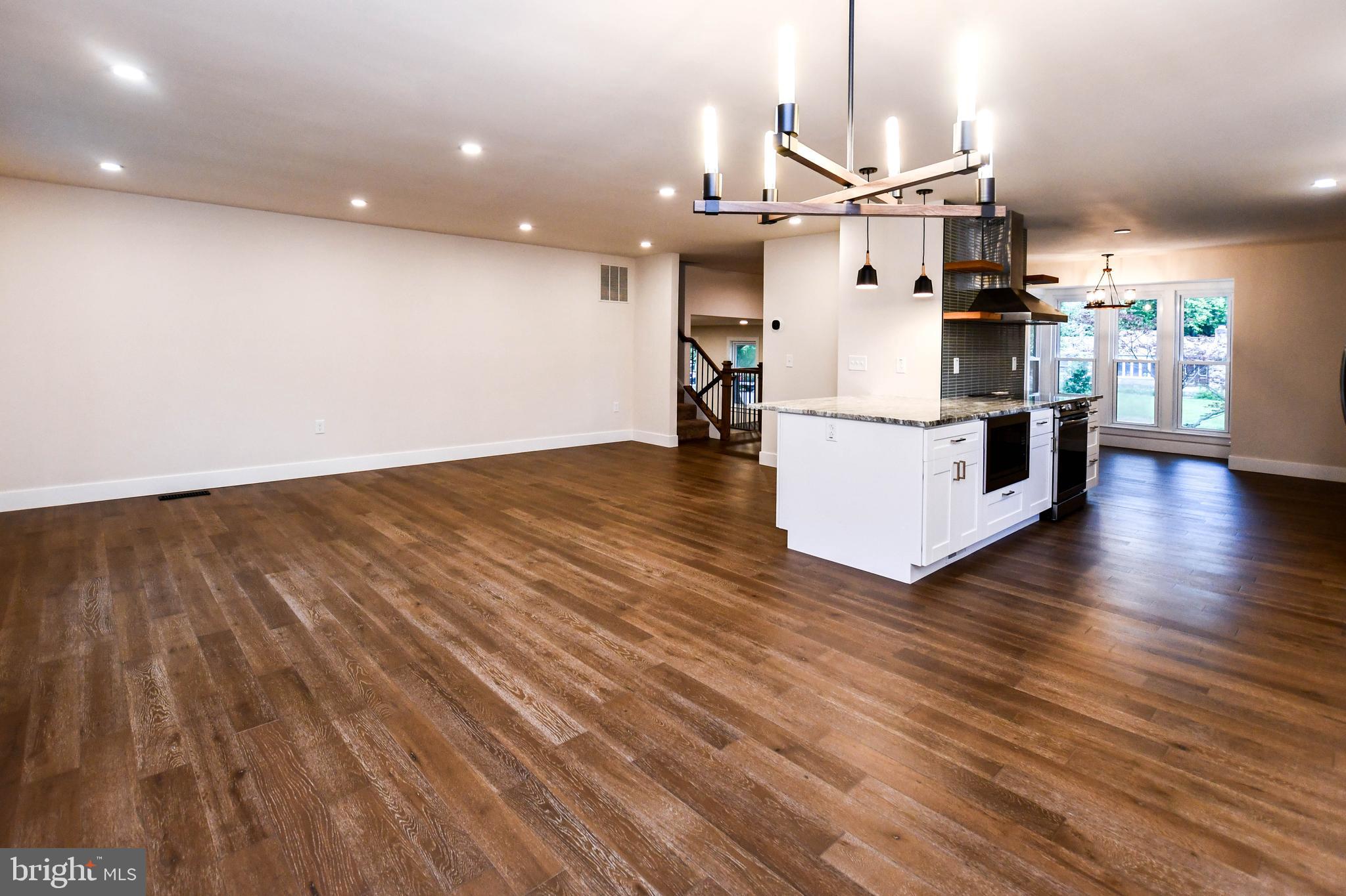 PARADISE ACRES - Residential Lease