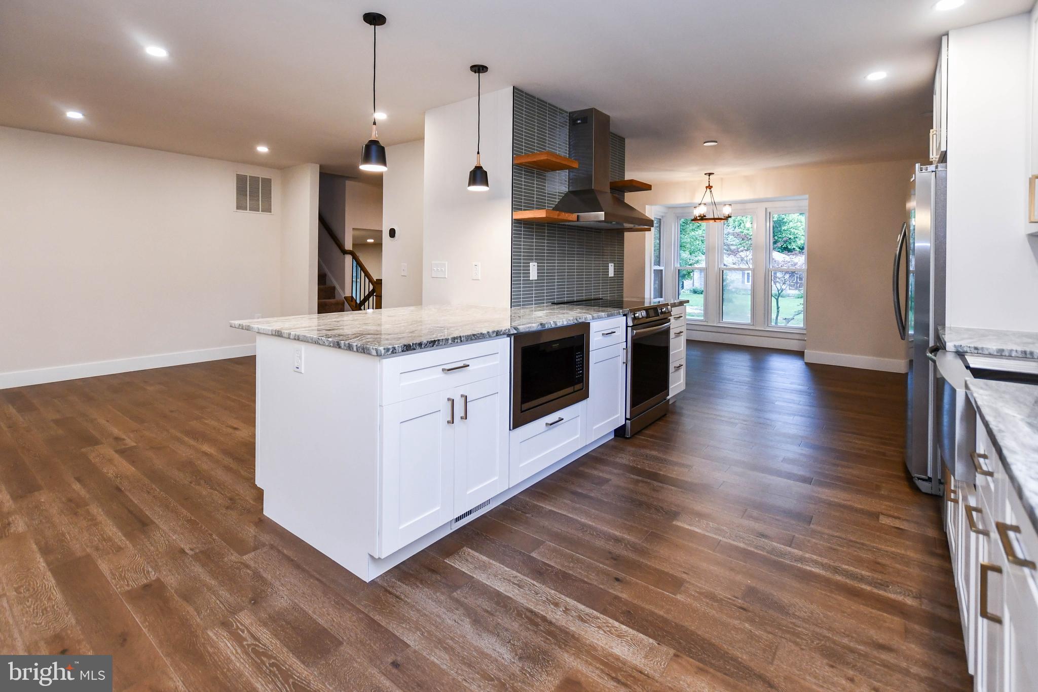 PARADISE ACRES - Residential Lease