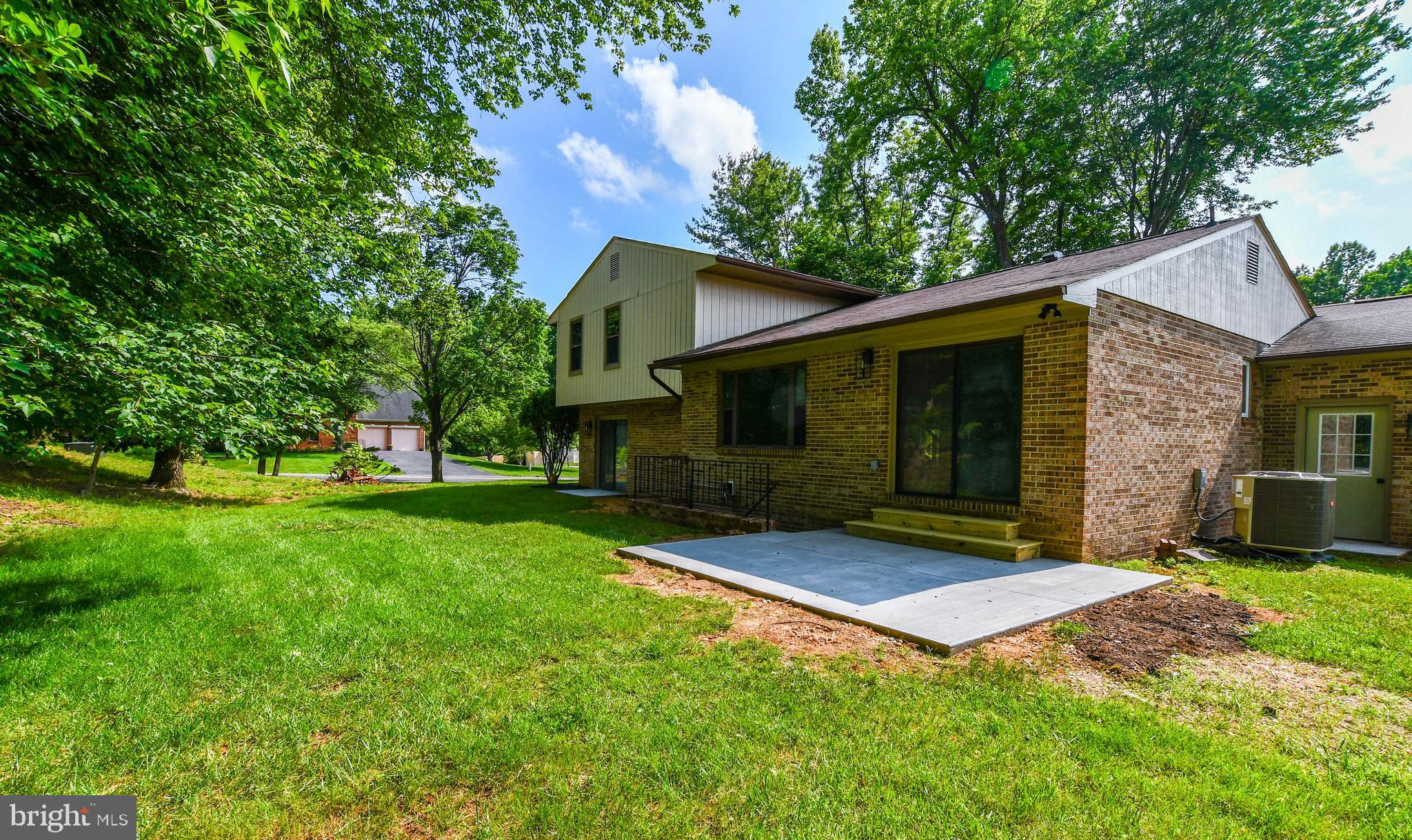 PARADISE ACRES - Residential Lease