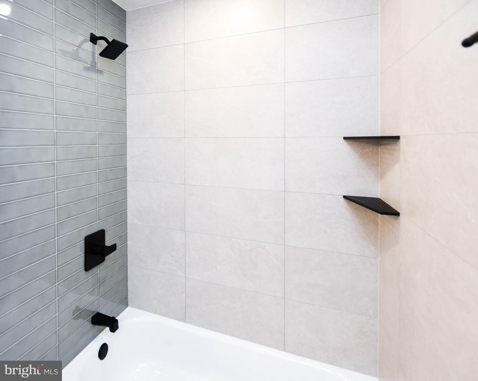 PARADISE ACRES - Residential Lease