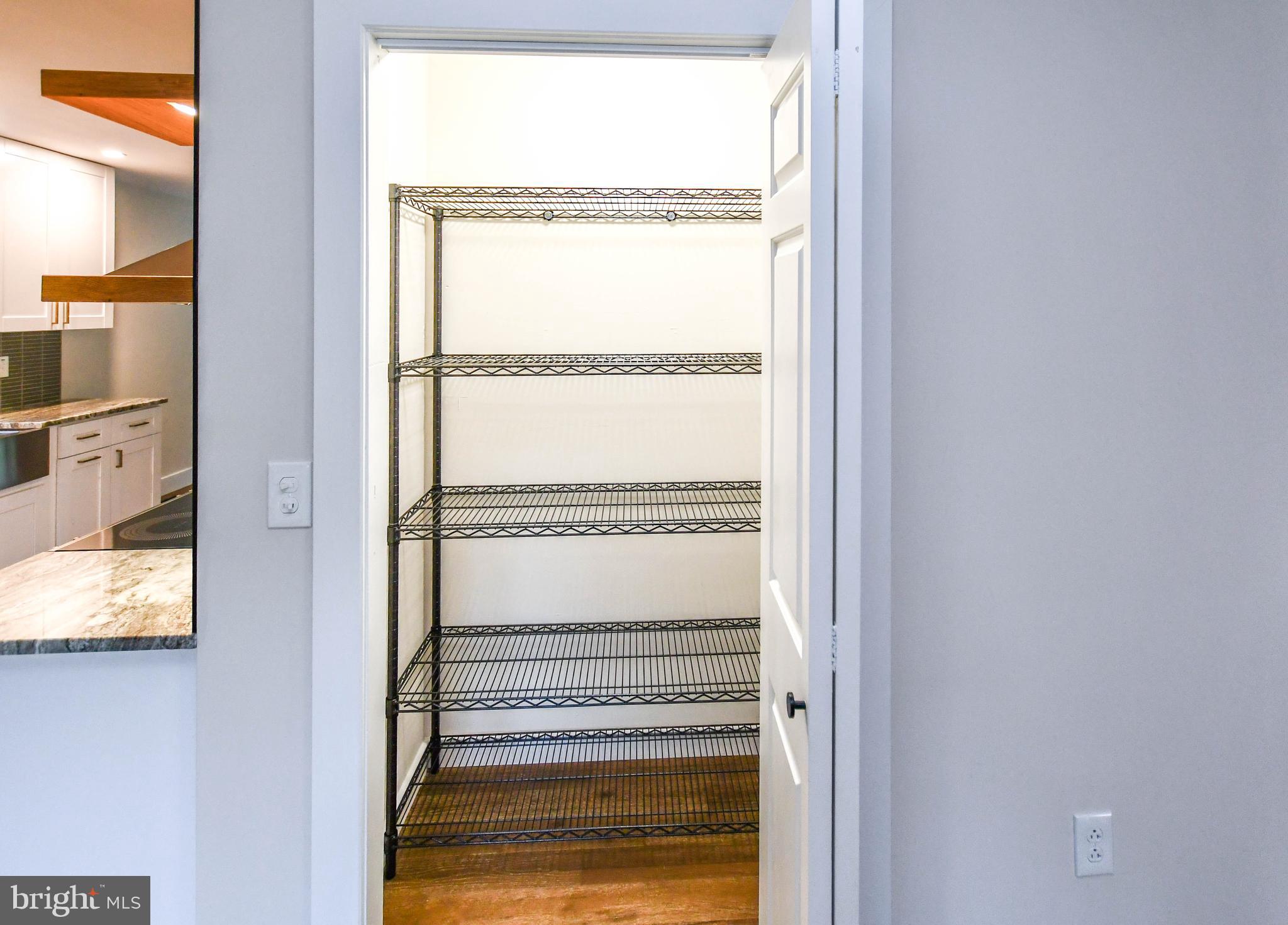 PARADISE ACRES - Residential Lease