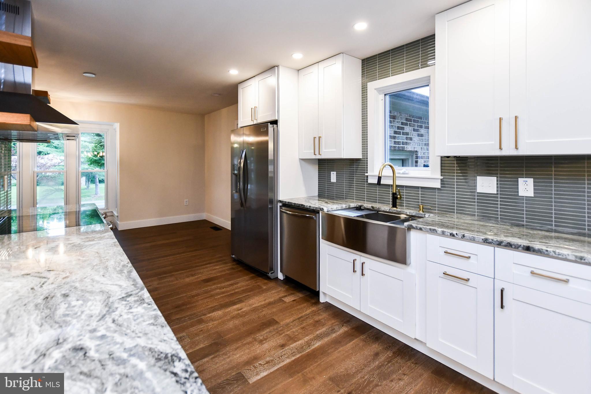 PARADISE ACRES - Residential Lease