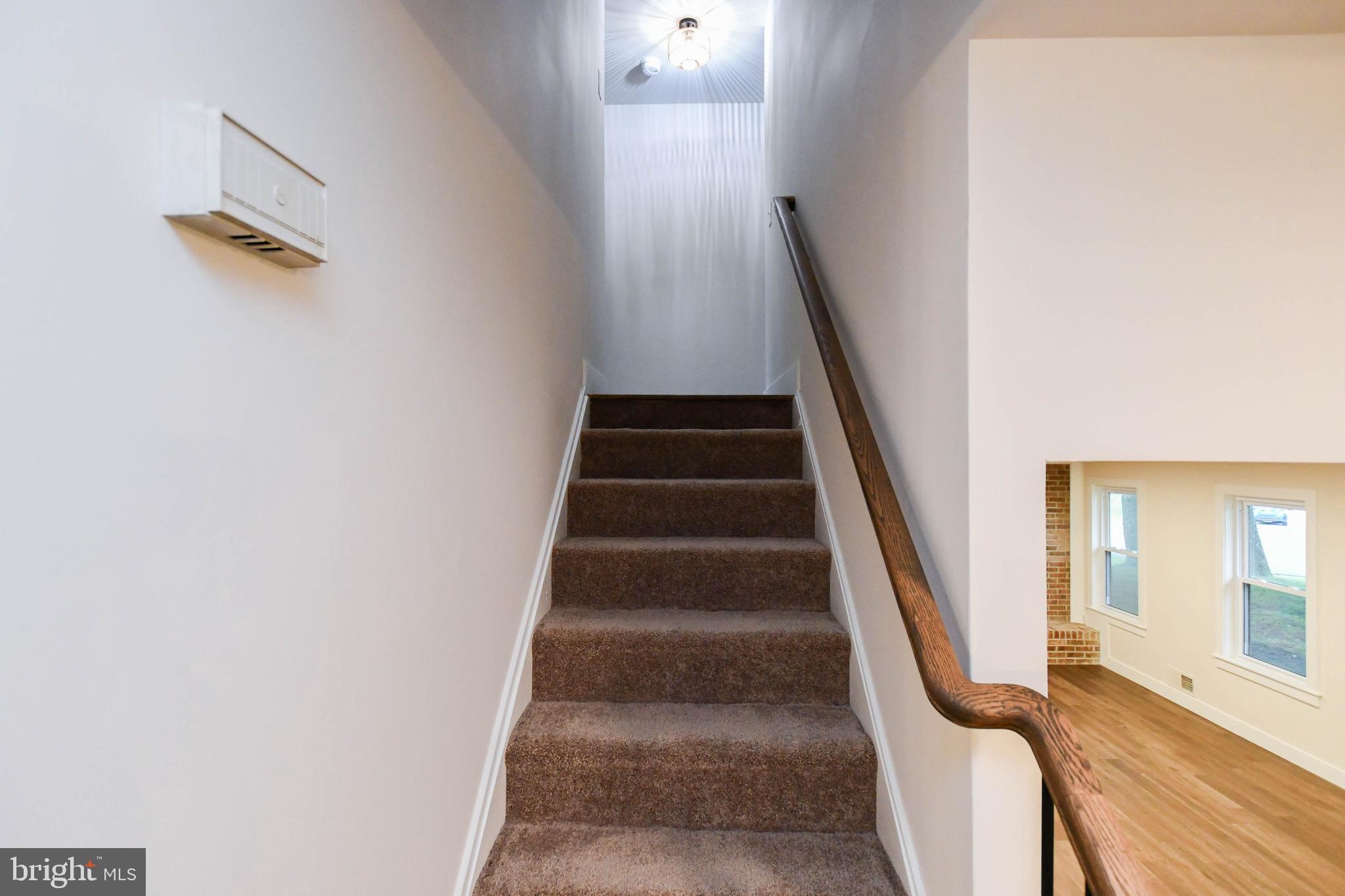 PARADISE ACRES - Residential Lease