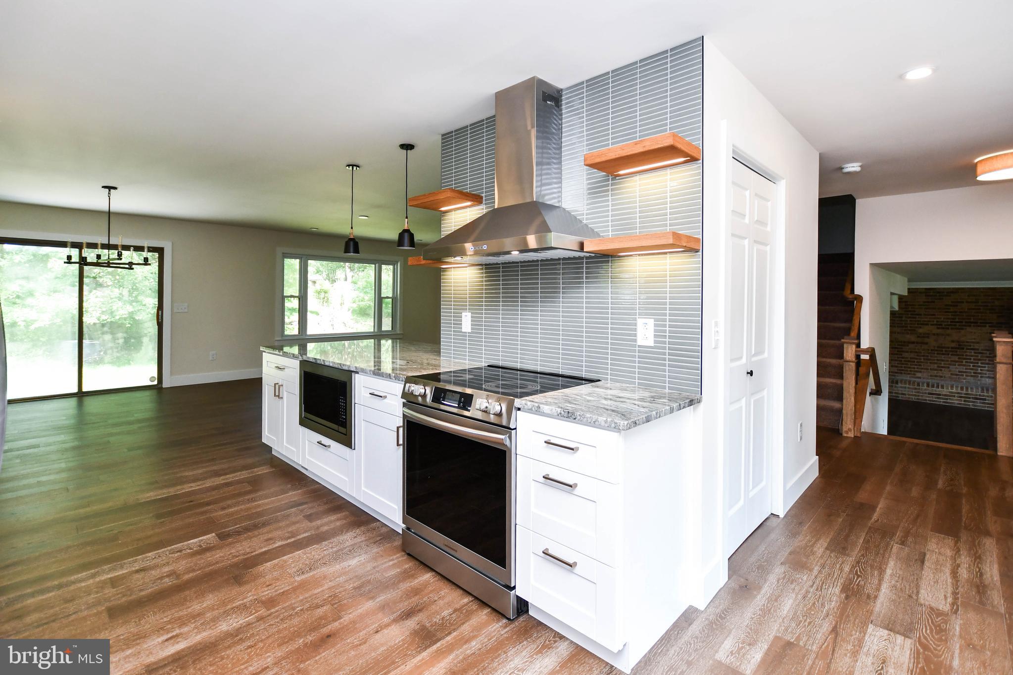 PARADISE ACRES - Residential Lease