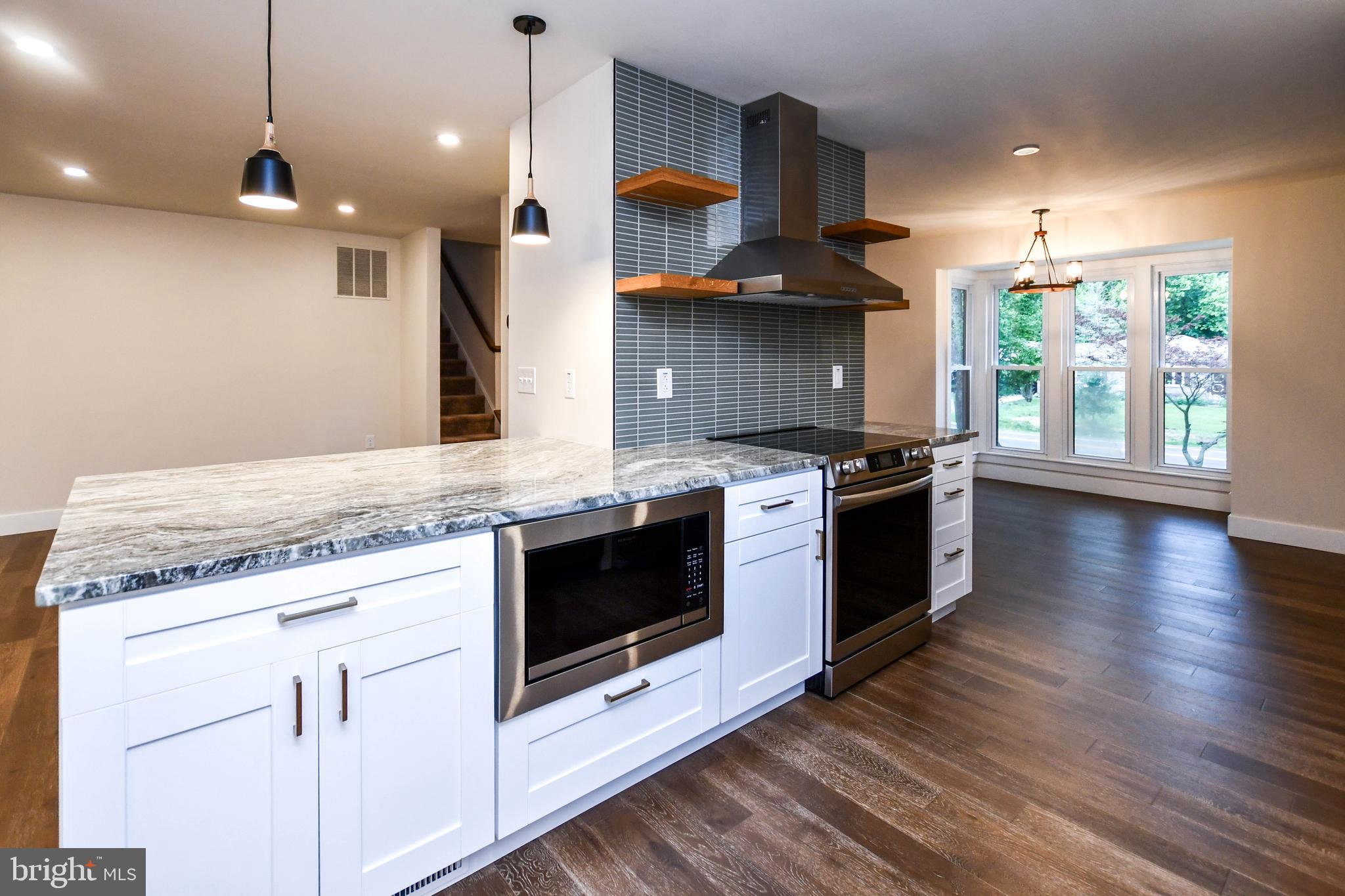 PARADISE ACRES - Residential Lease