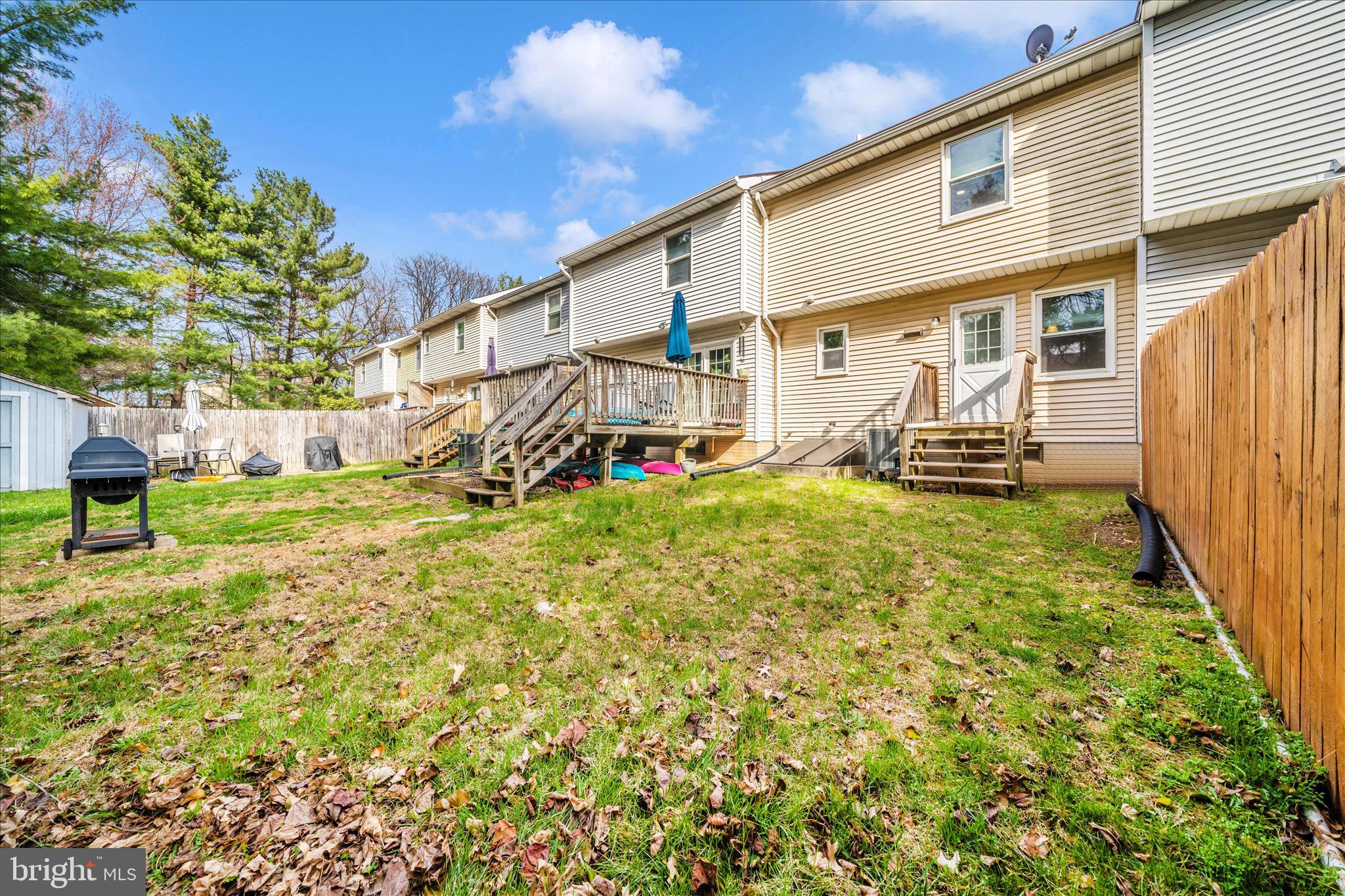 WINDY KNOLL - Residential