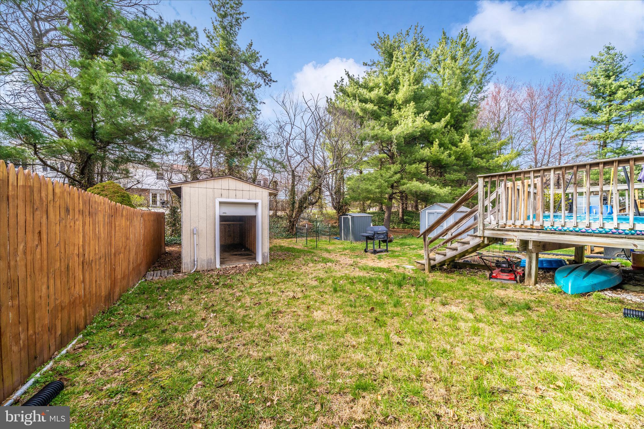 WINDY KNOLL - Residential