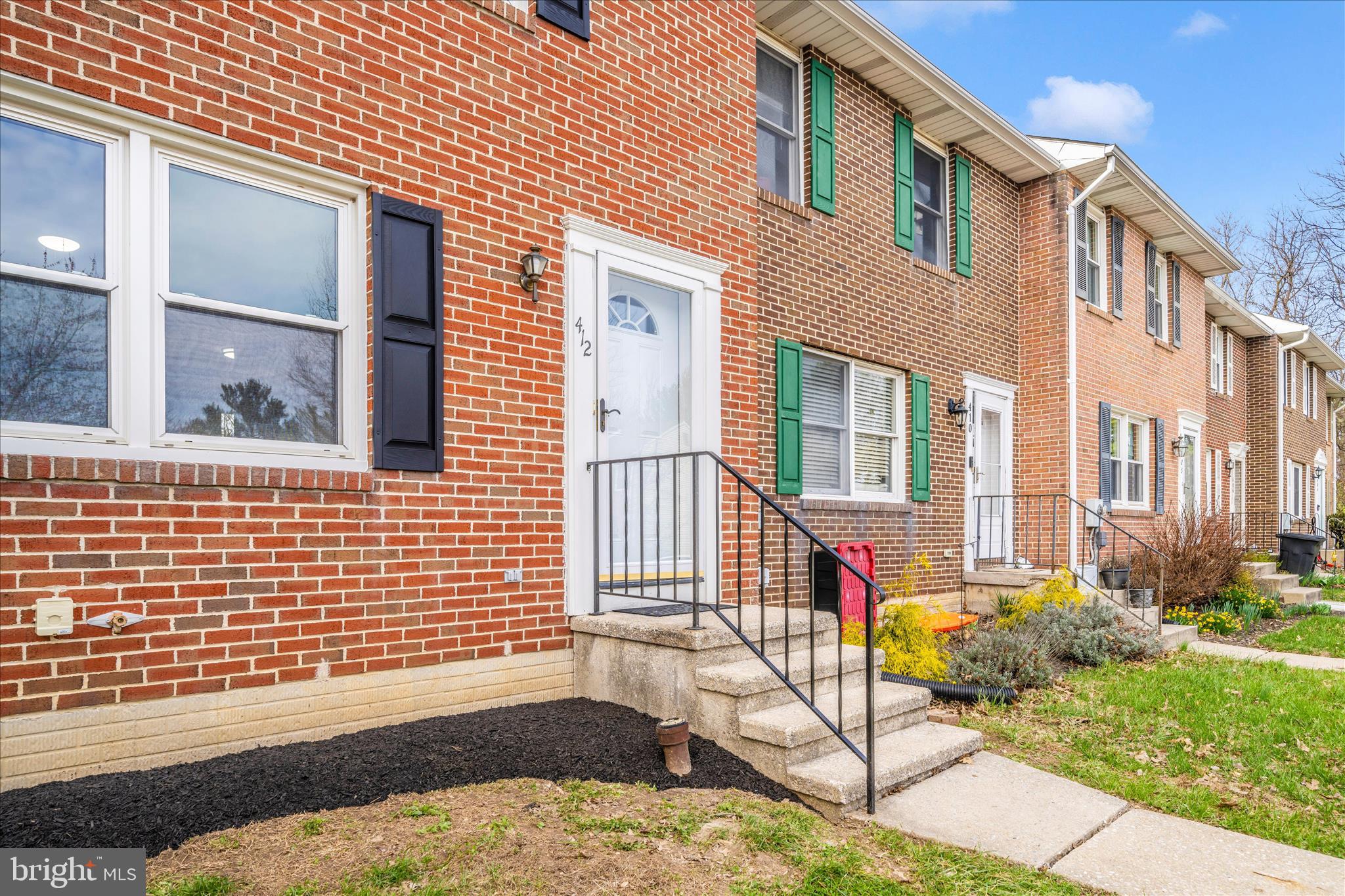 WINDY KNOLL - Residential