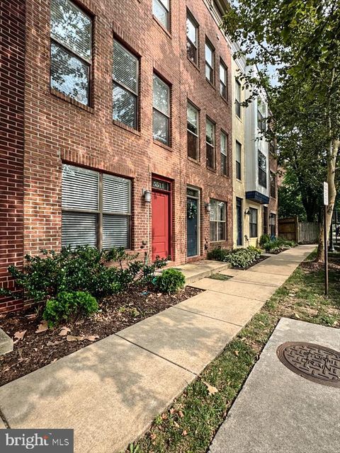 5511 44TH AVENUE HYATTSVILLE MD 20781