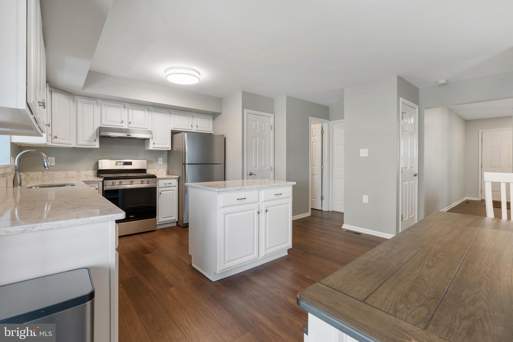 STRAWBERRY FIELDS - Residential