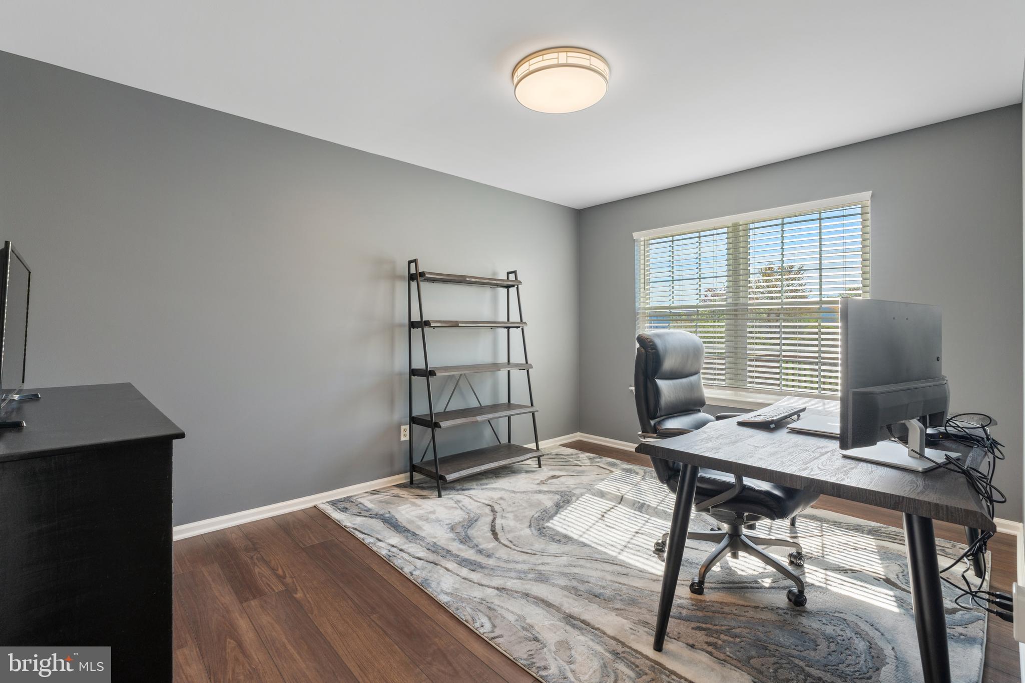 STRAWBERRY FIELDS - Residential