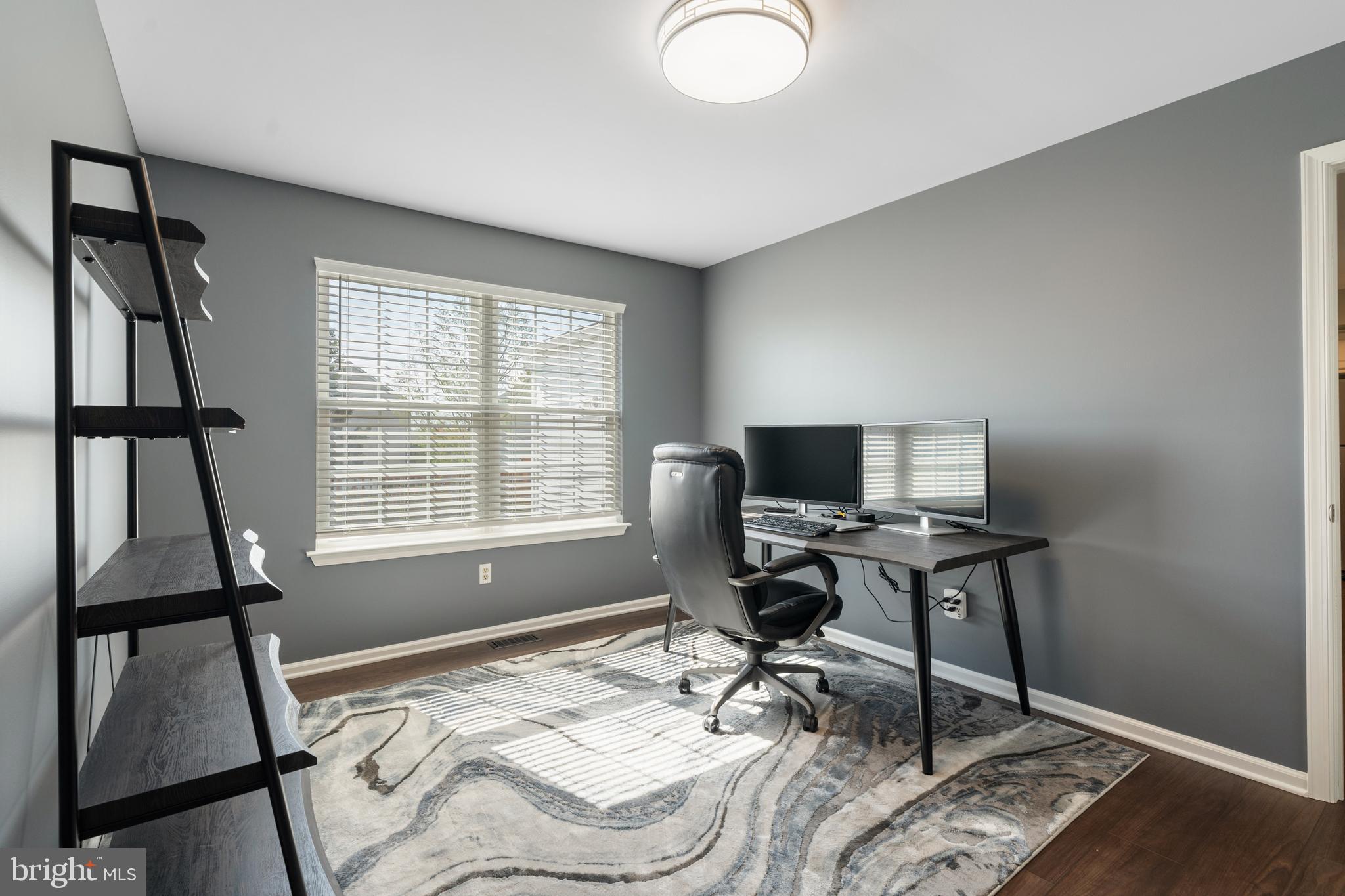 STRAWBERRY FIELDS - Residential