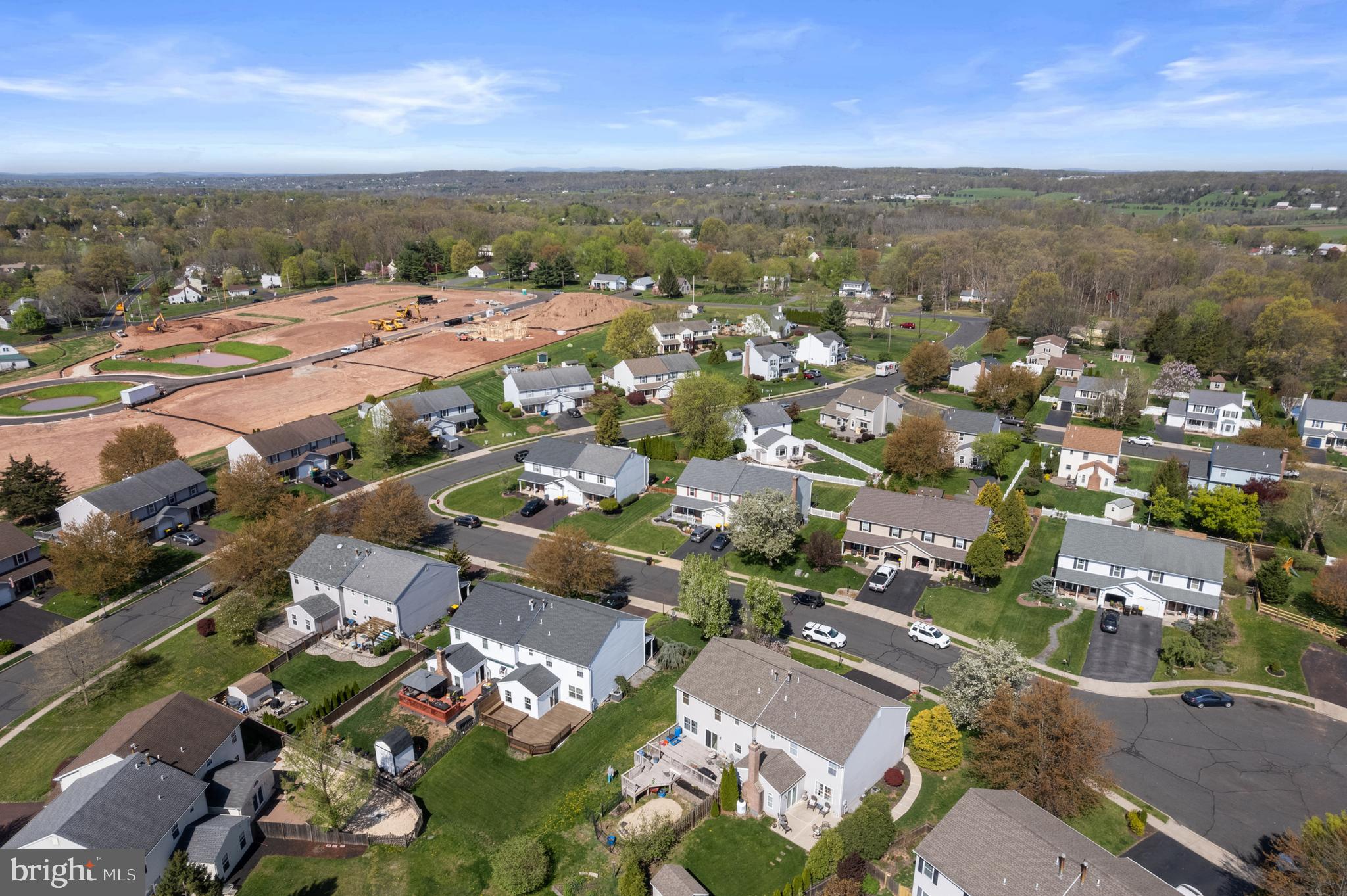 STRAWBERRY FIELDS - Residential