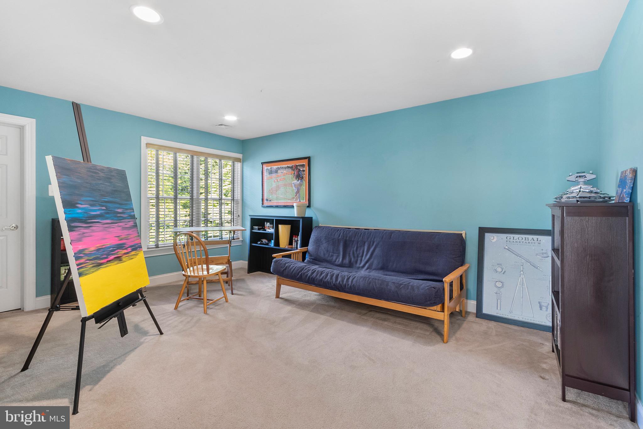 YELLOW SPRINGS EST - Residential