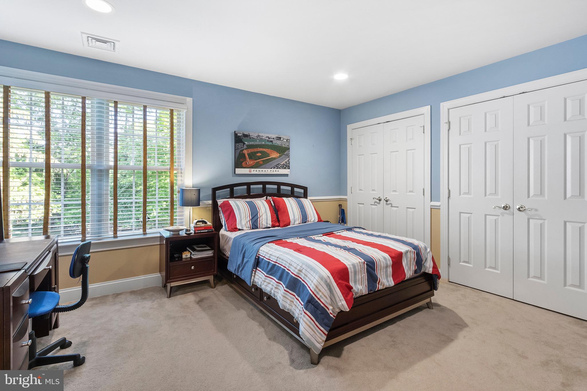 YELLOW SPRINGS EST - Residential