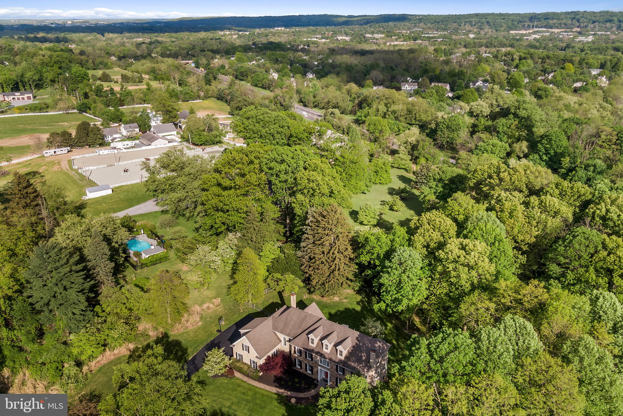 YELLOW SPRINGS EST - Residential