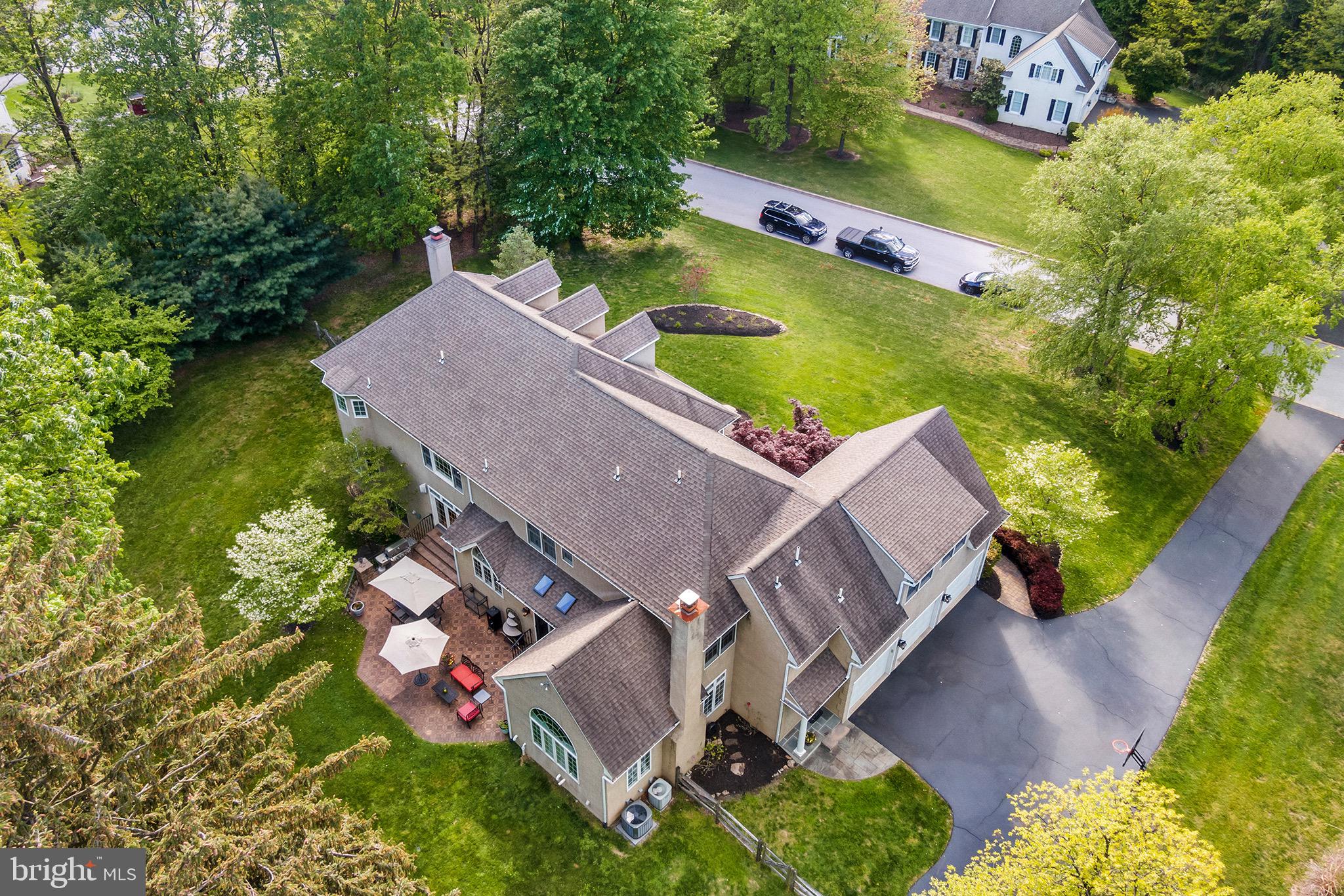 YELLOW SPRINGS EST - Residential