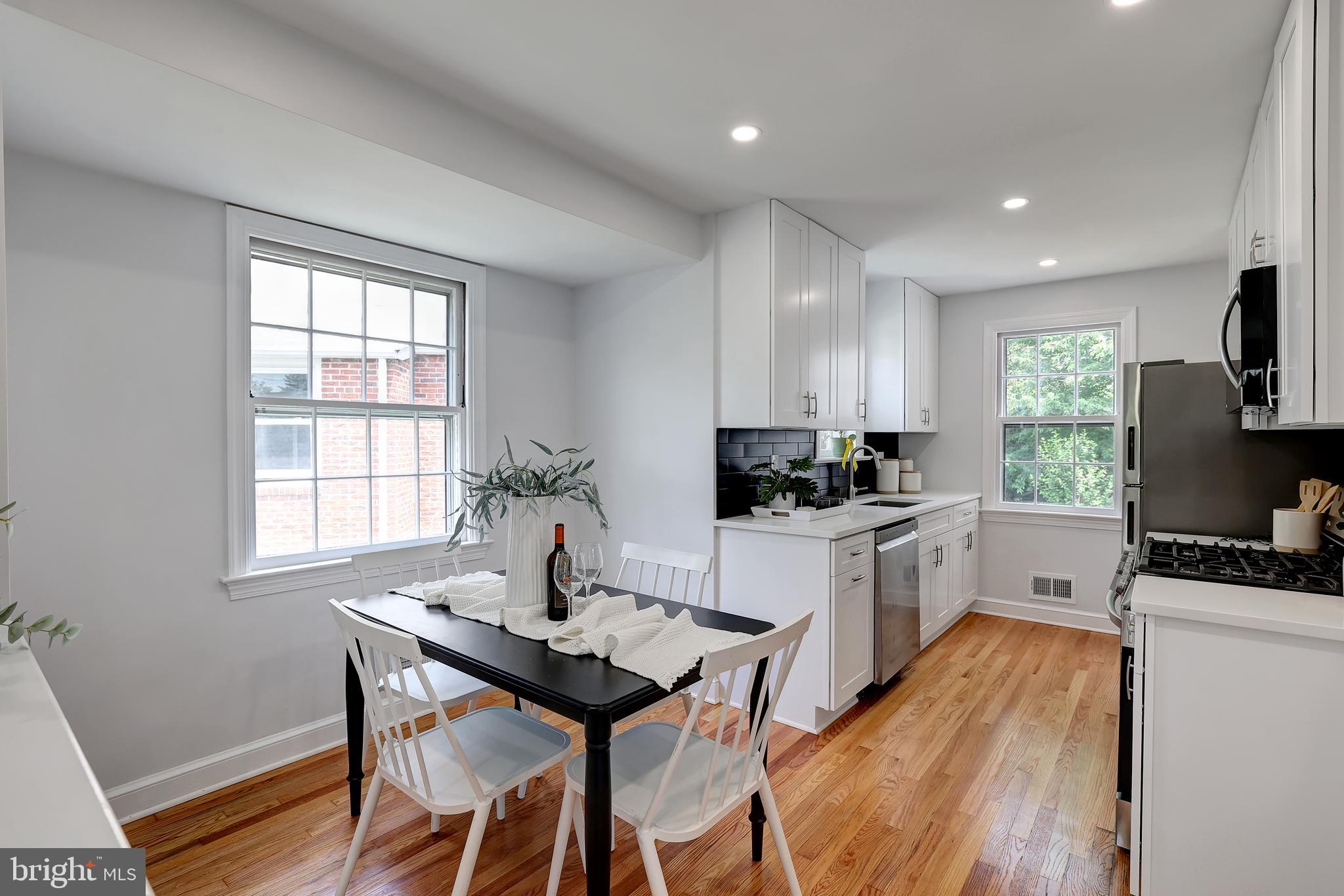 ARGYLE CLUB ESTATES - Residential Lease