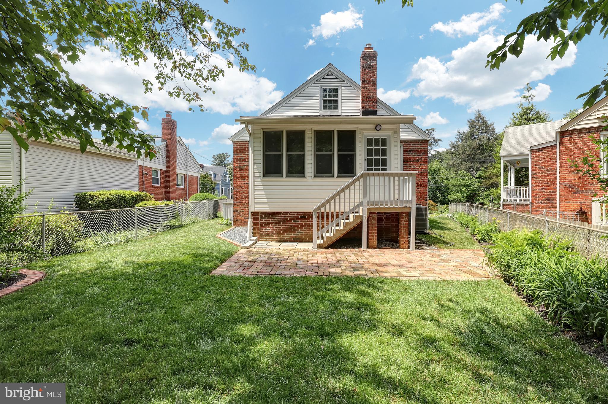 ARGYLE CLUB ESTATES - Residential Lease