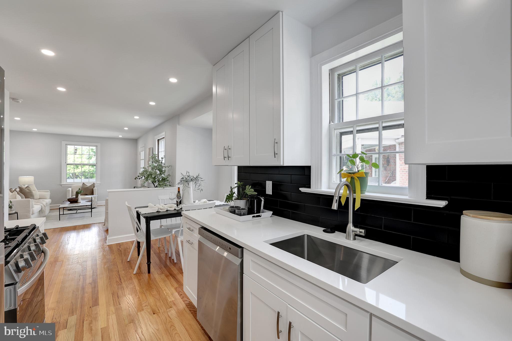 ARGYLE CLUB ESTATES - Residential Lease