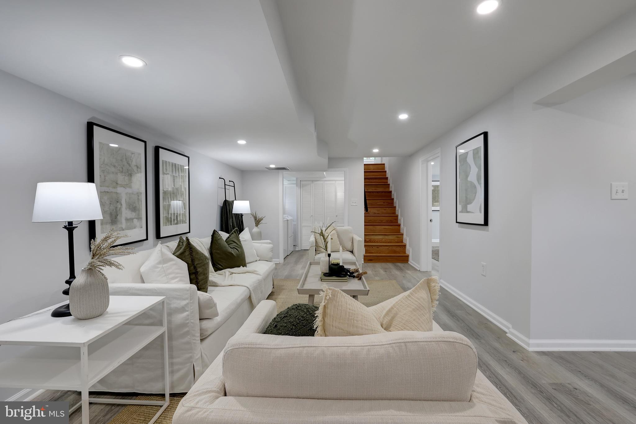 ARGYLE CLUB ESTATES - Residential Lease