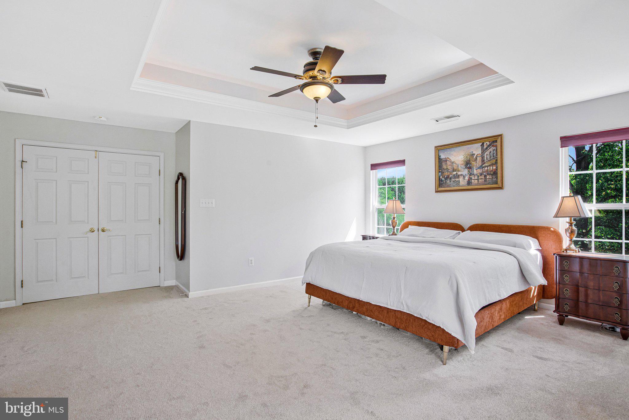 JONATHANS DELIGHT - Residential