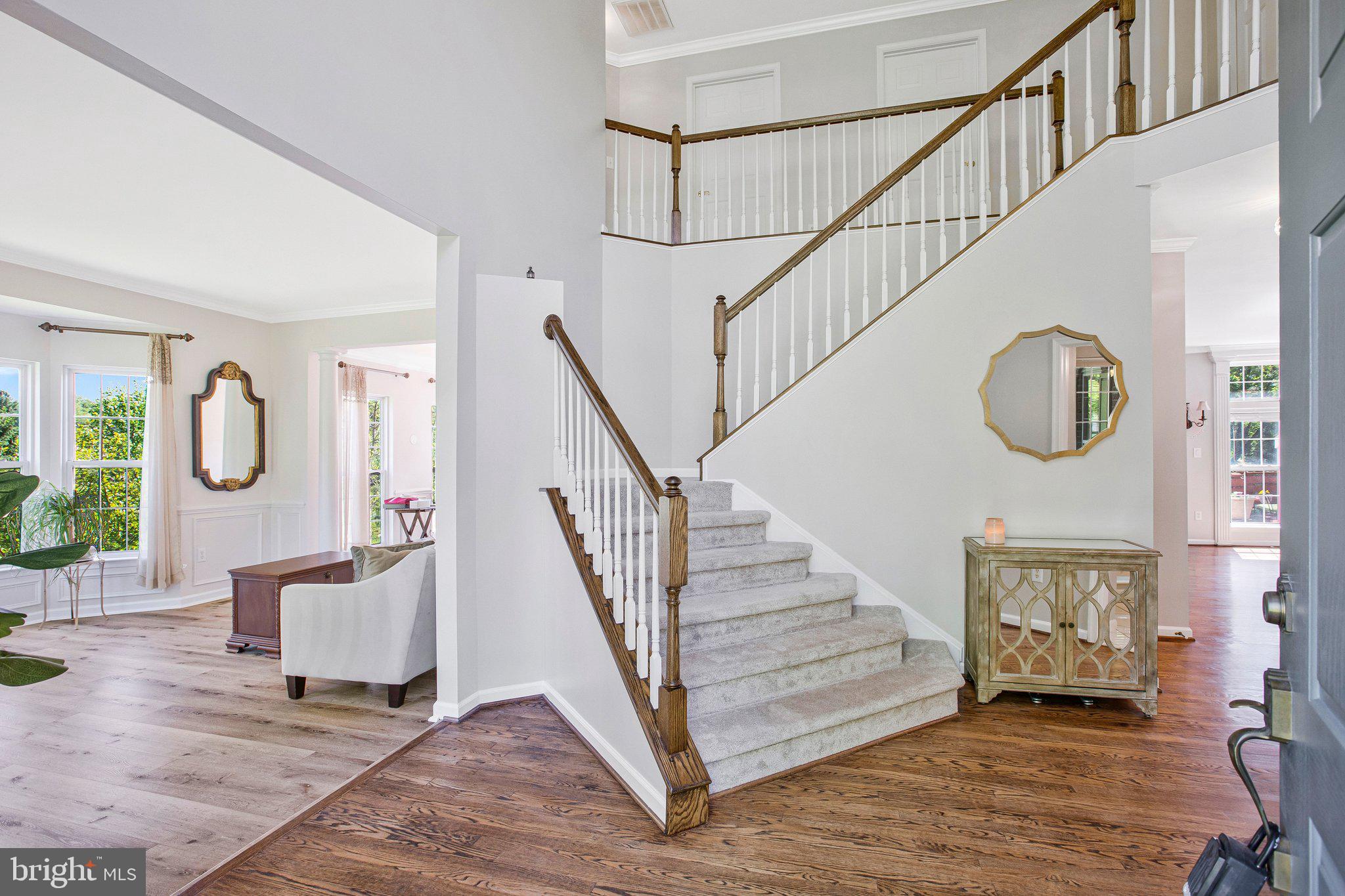 JONATHANS DELIGHT - Residential