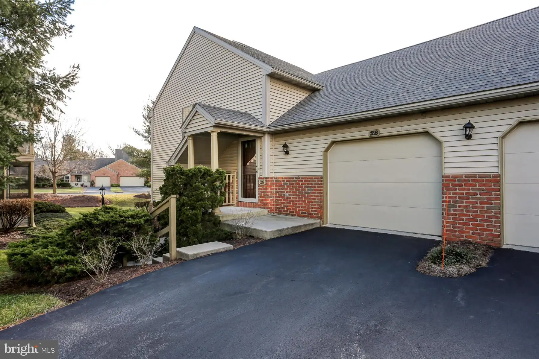 28 Glasgow Court, Hershey, PA 17033