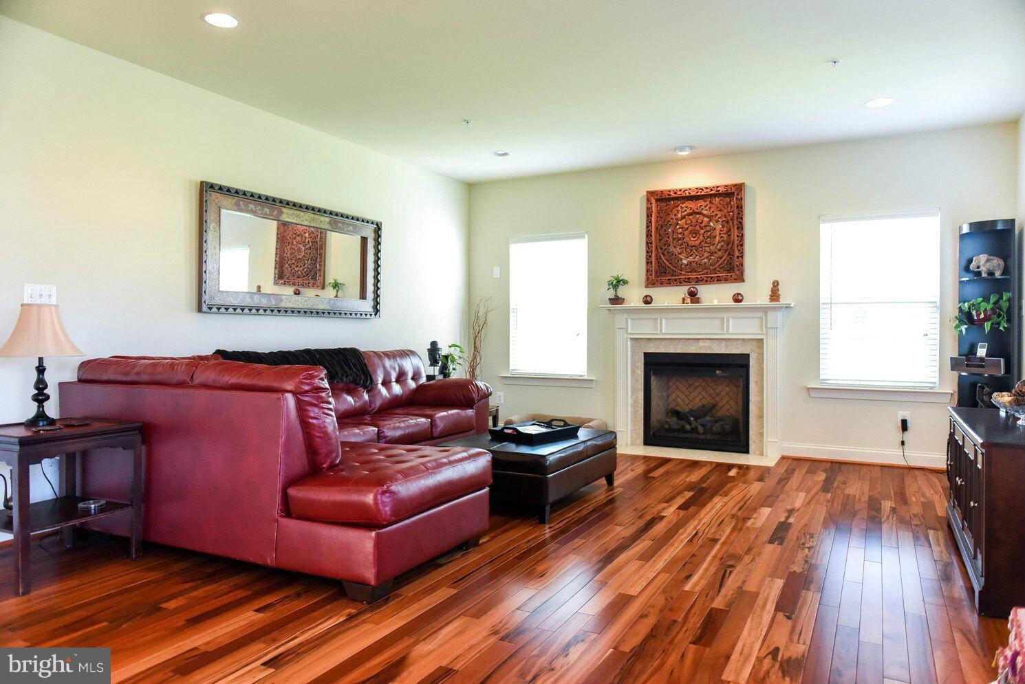 ESTATES AT JOY CHAPEL - Residential Lease