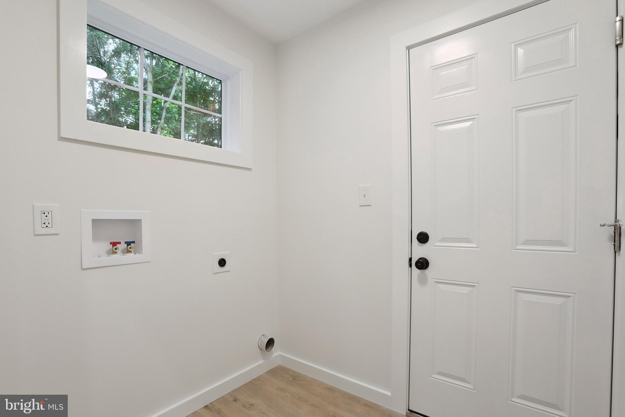 STRATFORD HARBOUR - Residential