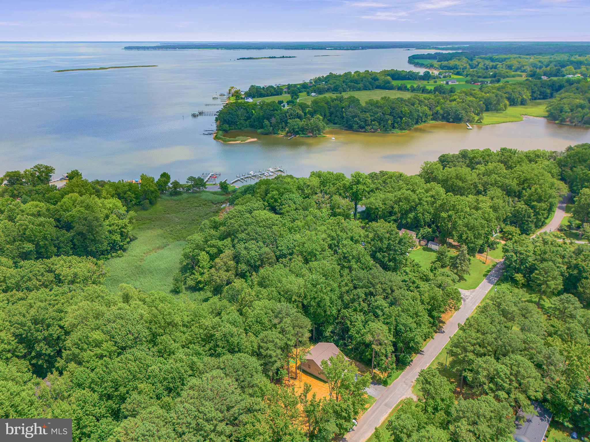 STRATFORD HARBOUR - Residential