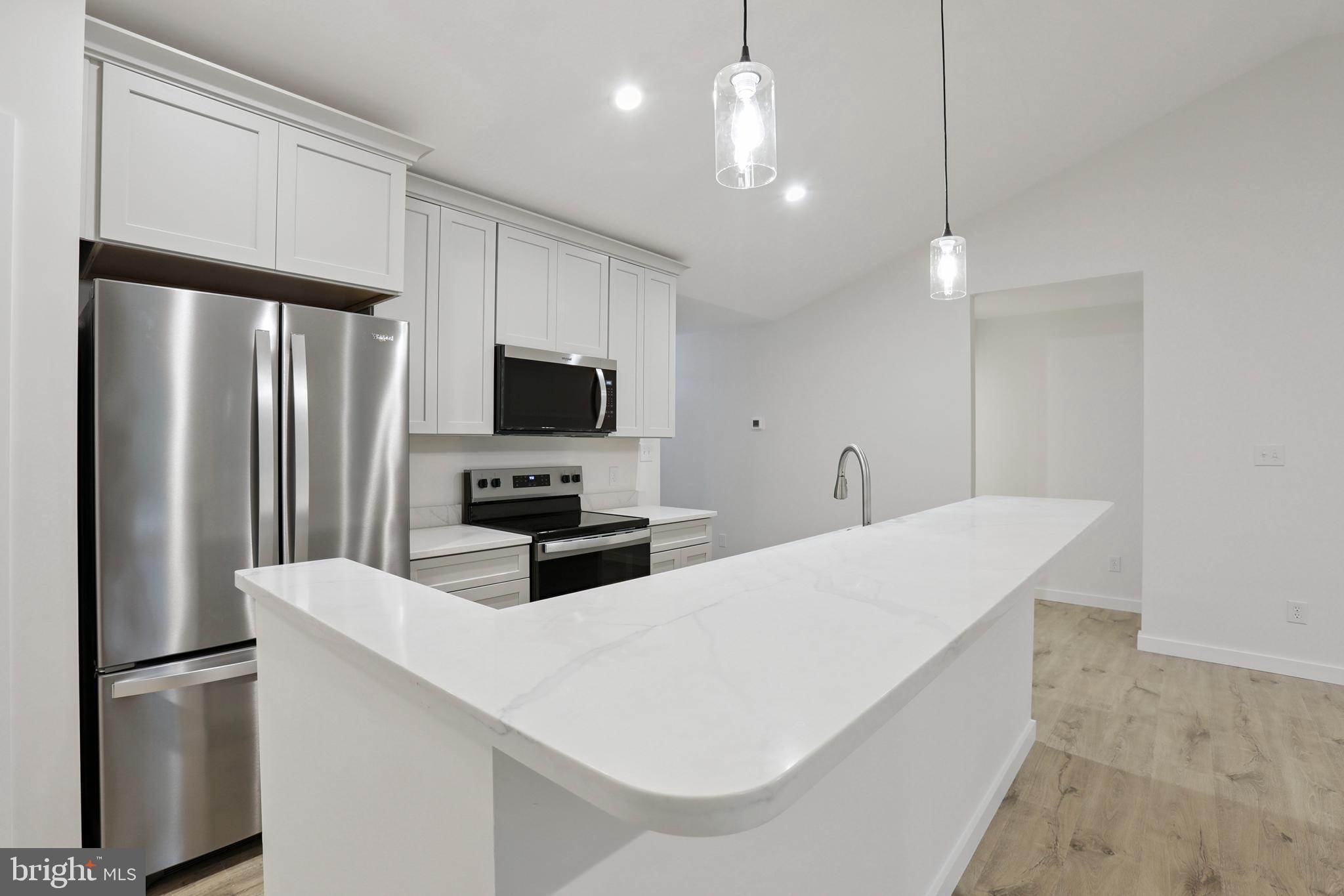 STRATFORD HARBOUR - Residential