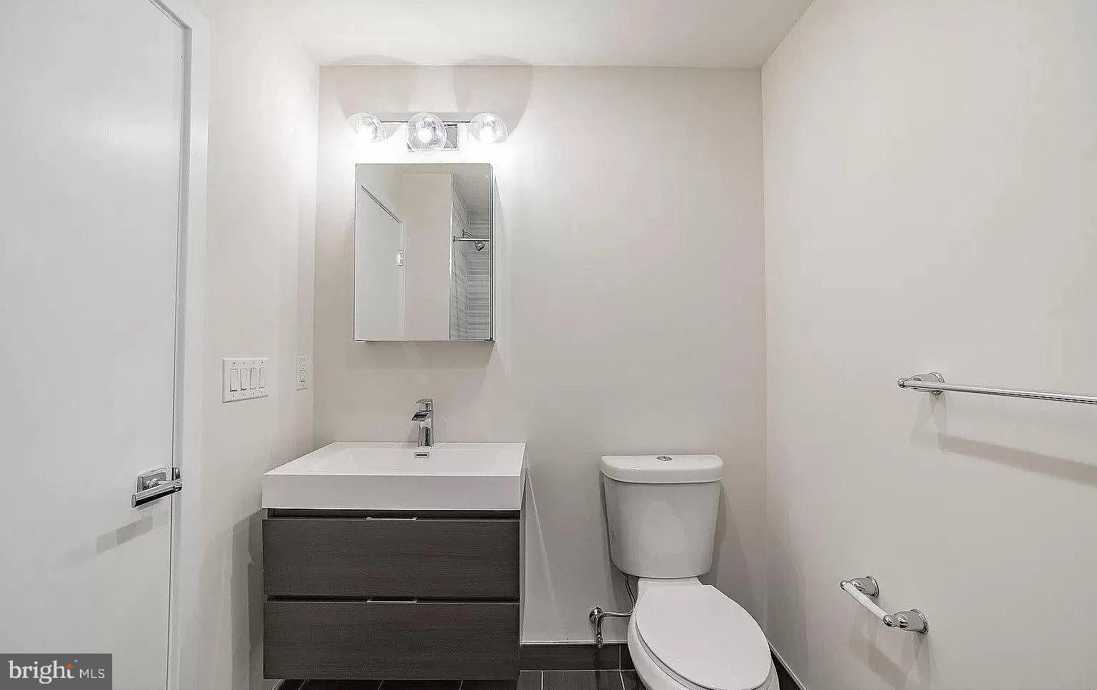 POINT BREEZE - Residential Lease