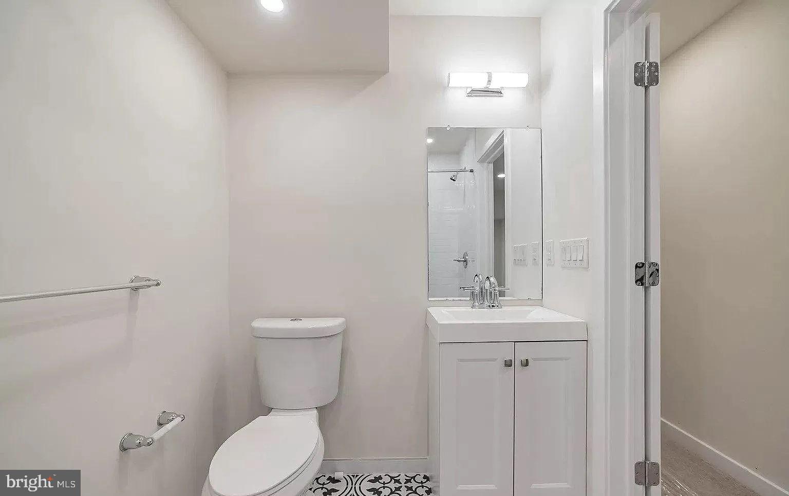 POINT BREEZE - Residential Lease