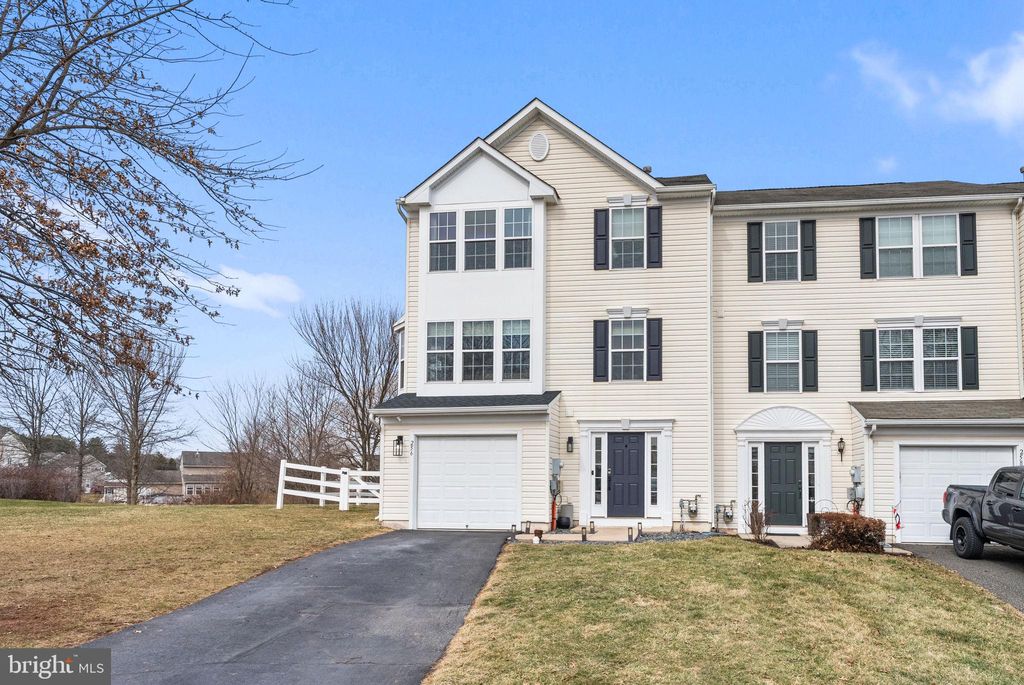 Photo of 256 S Savanna Drive, POTTSTOWN, PA 19465 (MLS # PACT2118456)
