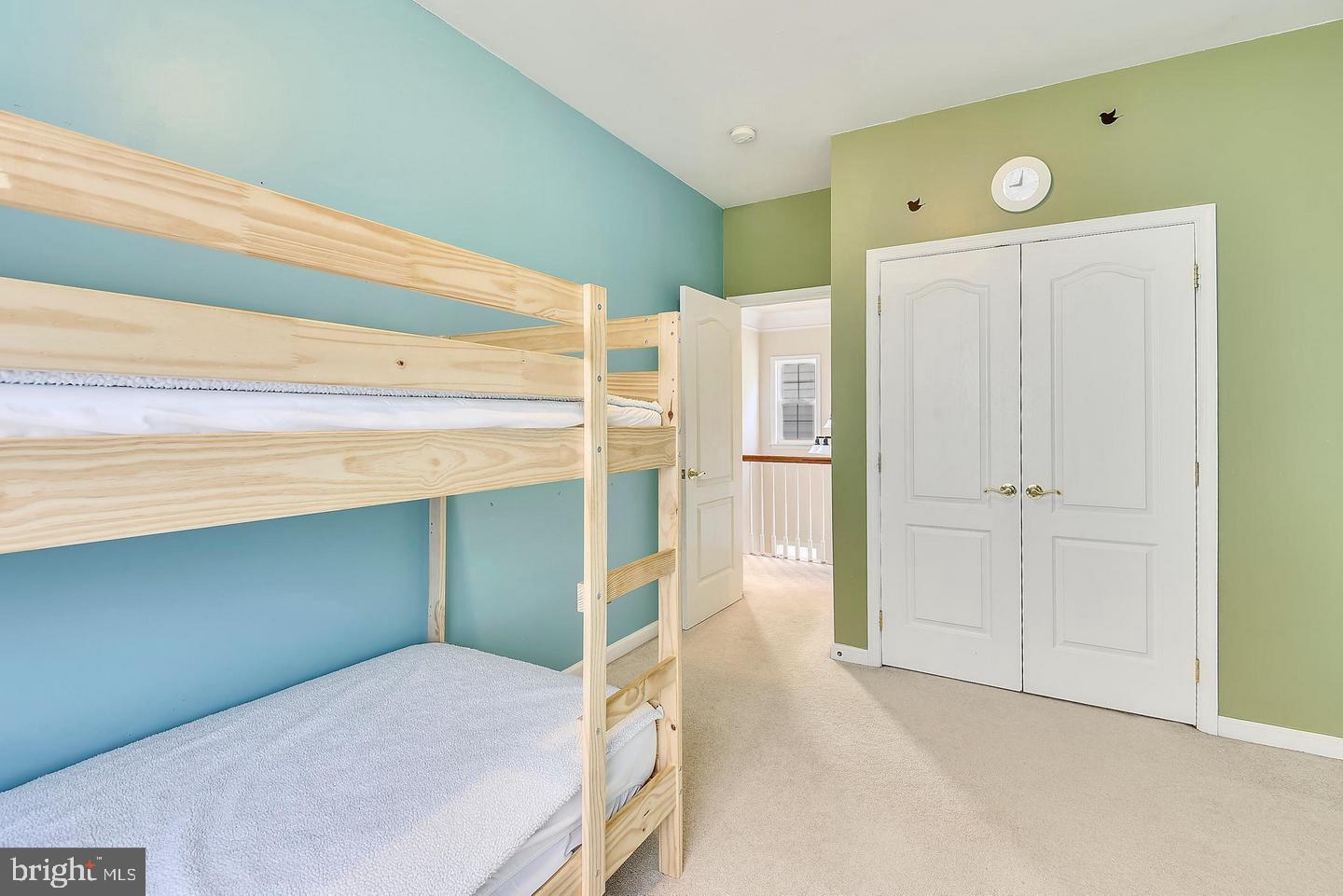 VERNON  HEIGHTS - Residential Lease