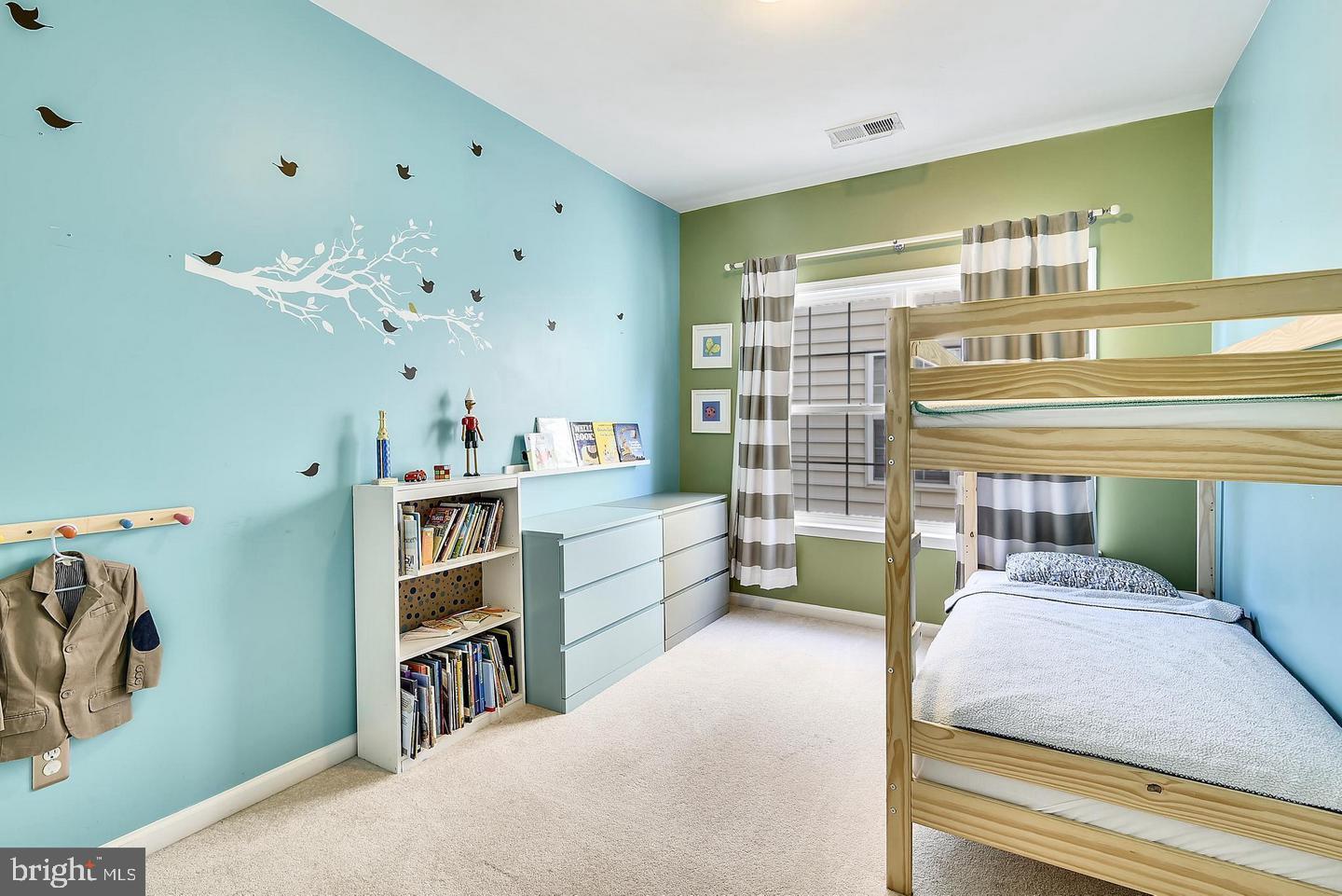 VERNON  HEIGHTS - Residential Lease