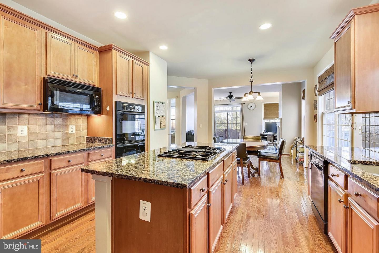 VERNON  HEIGHTS - Residential Lease