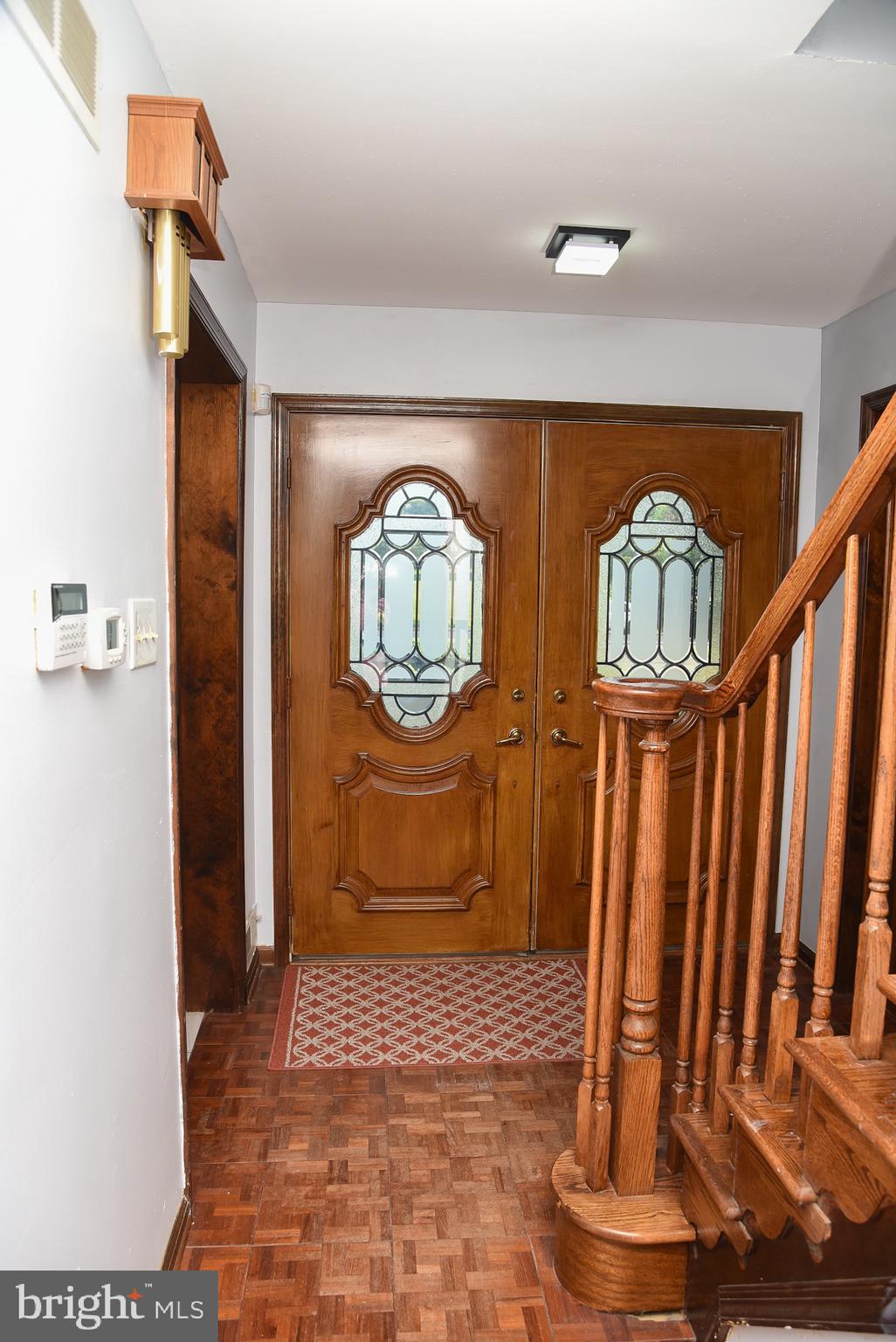 560 LOWER HOLLAND ROAD