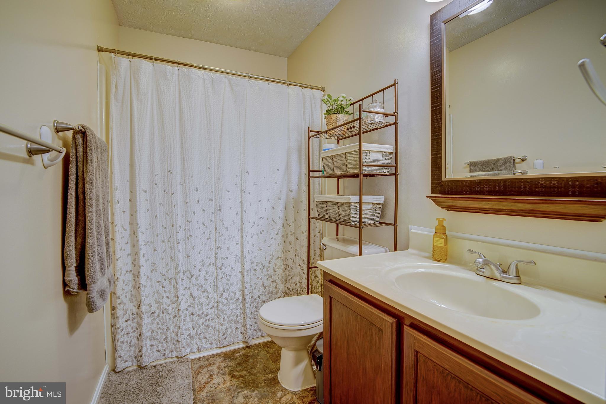 LAUREL RIDGE - Residential