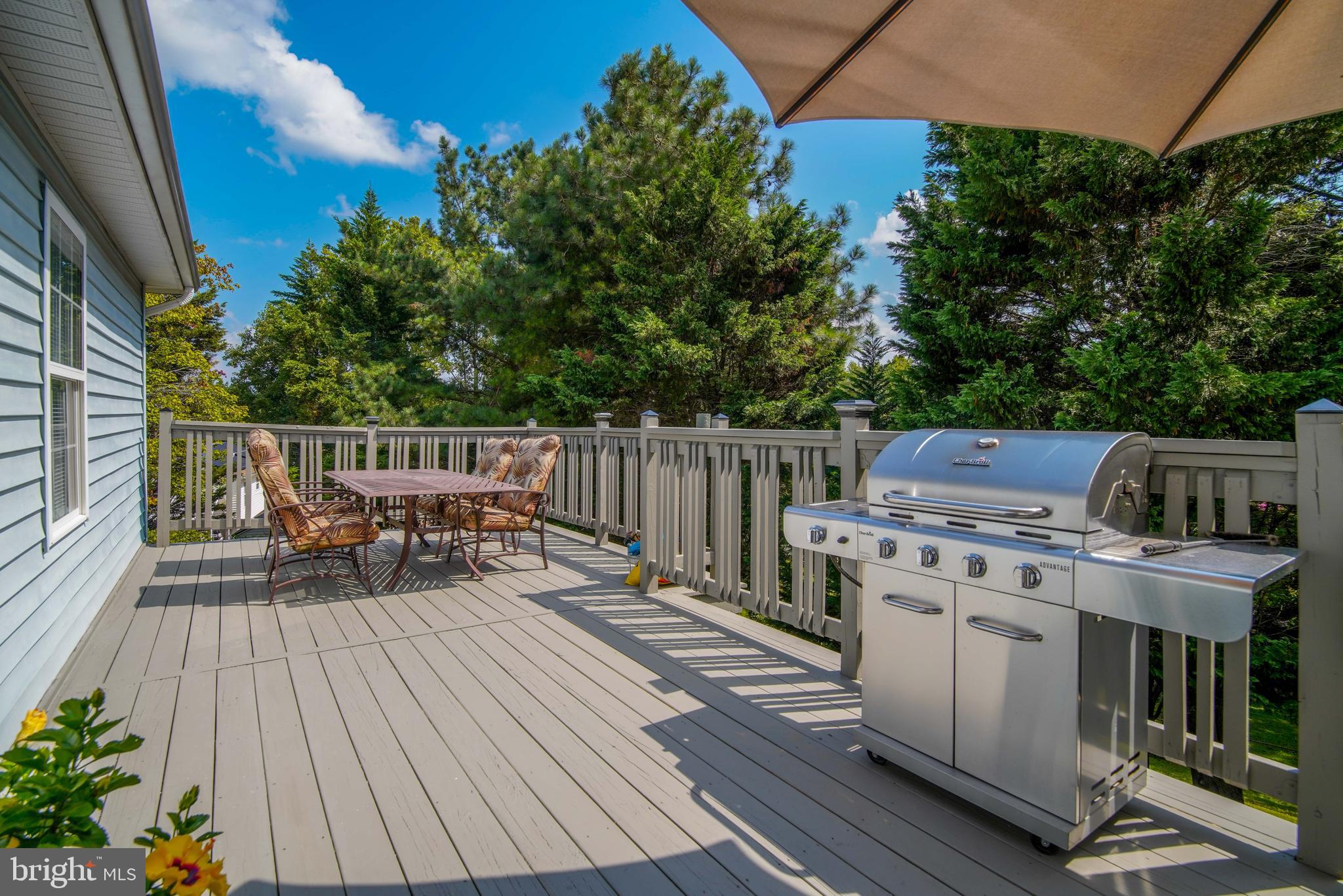 LAUREL RIDGE - Residential