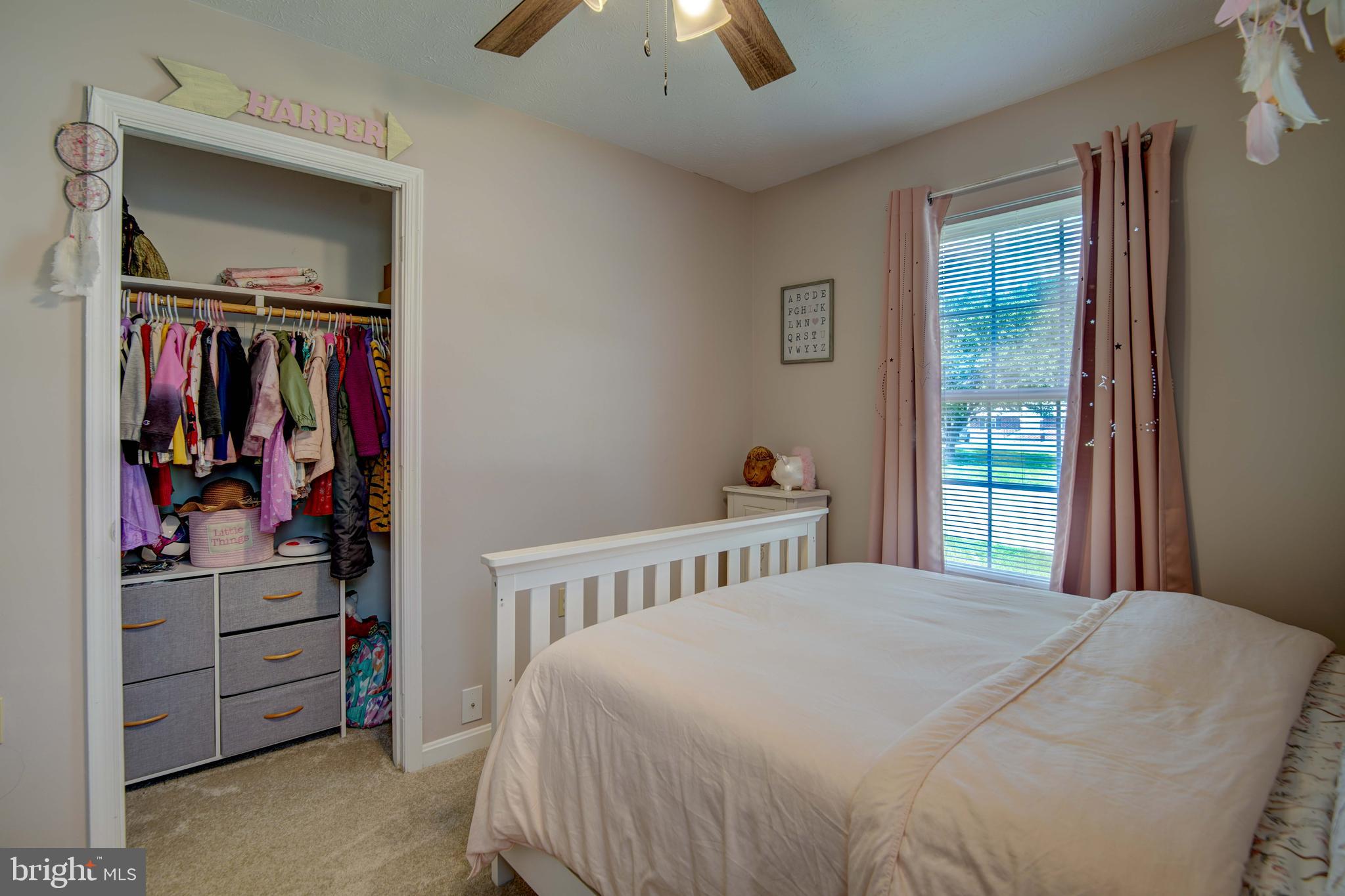 LAUREL RIDGE - Residential