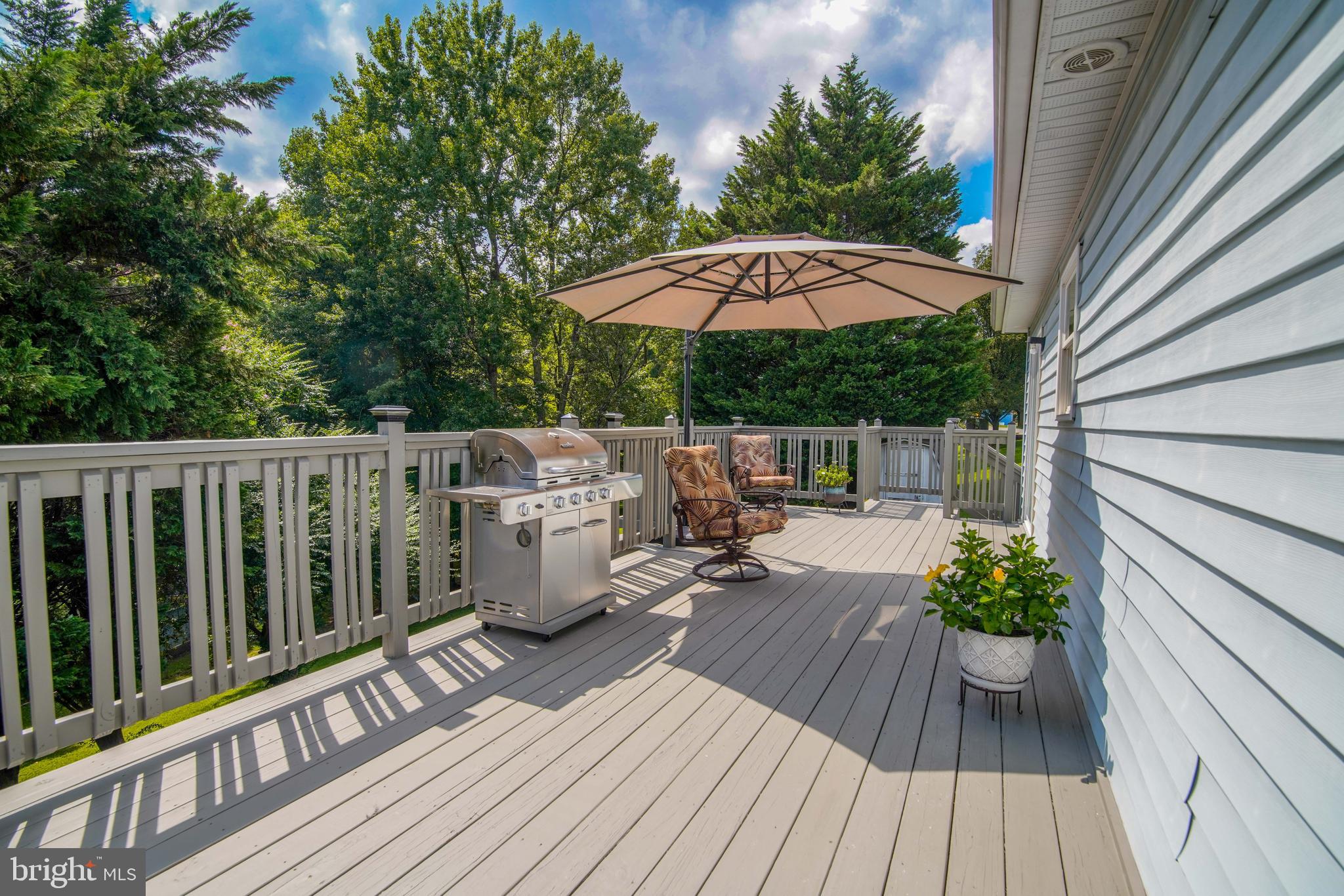 LAUREL RIDGE - Residential