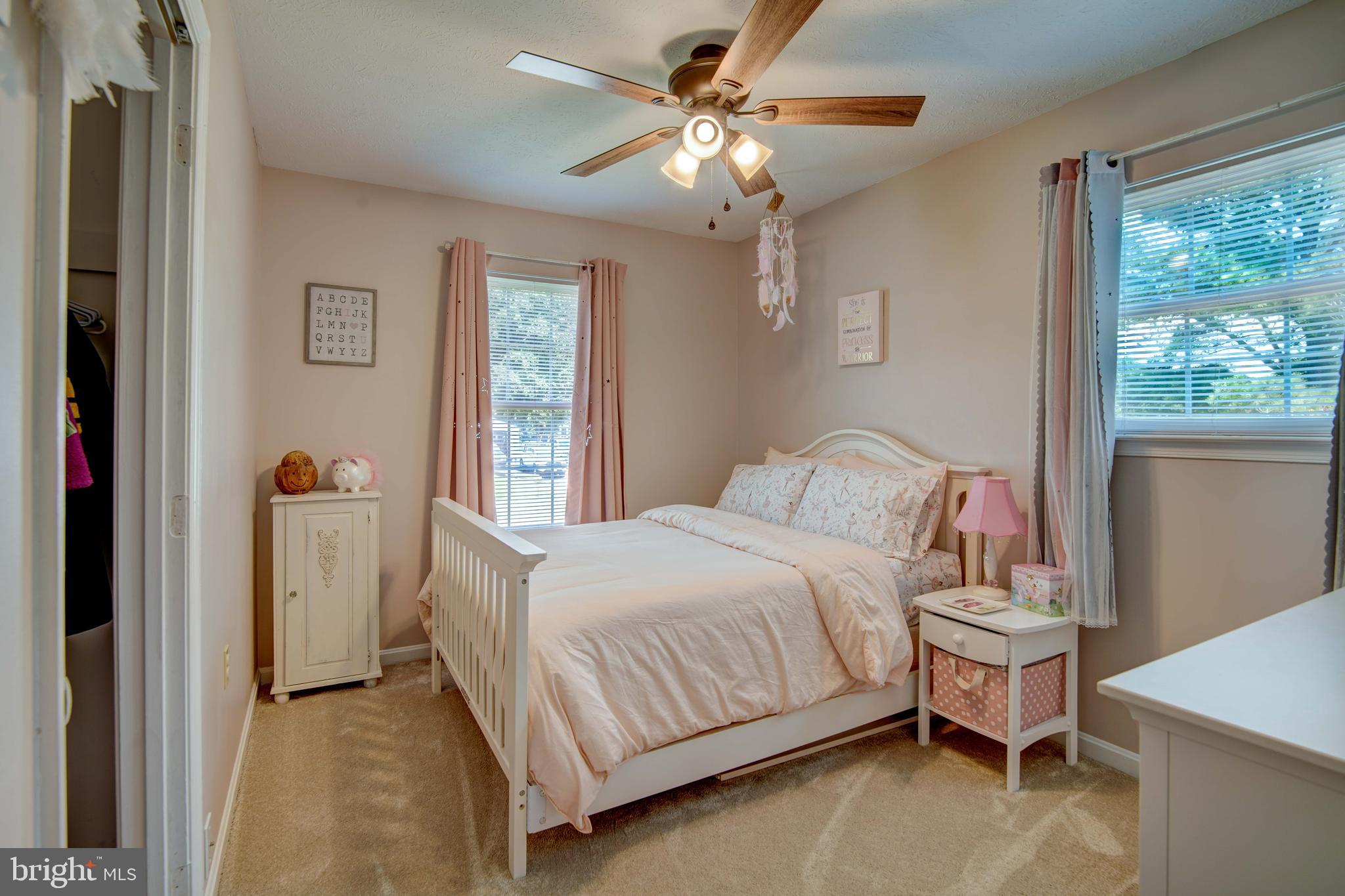 LAUREL RIDGE - Residential