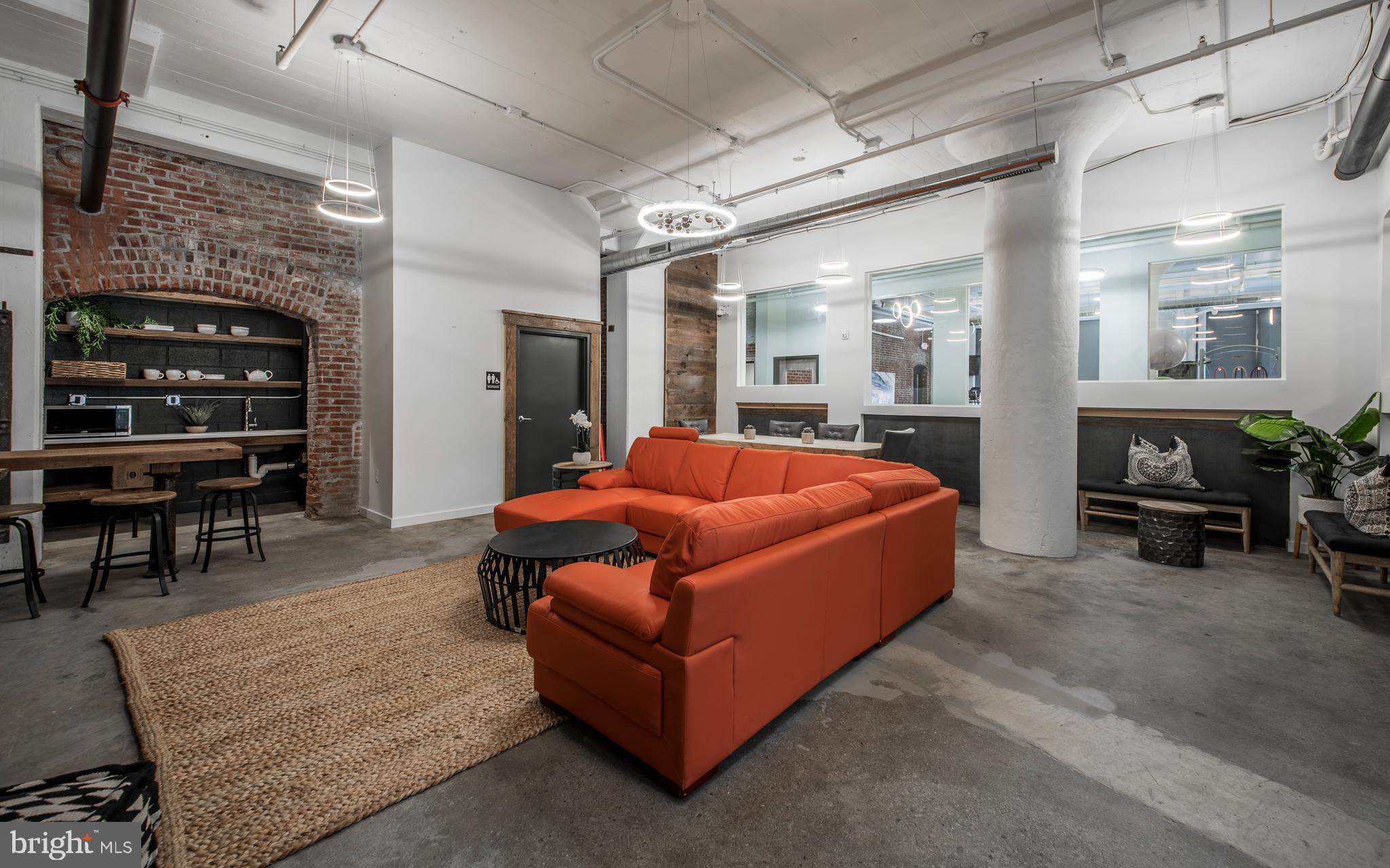 LOWER MOYAMENSING - Residential Lease