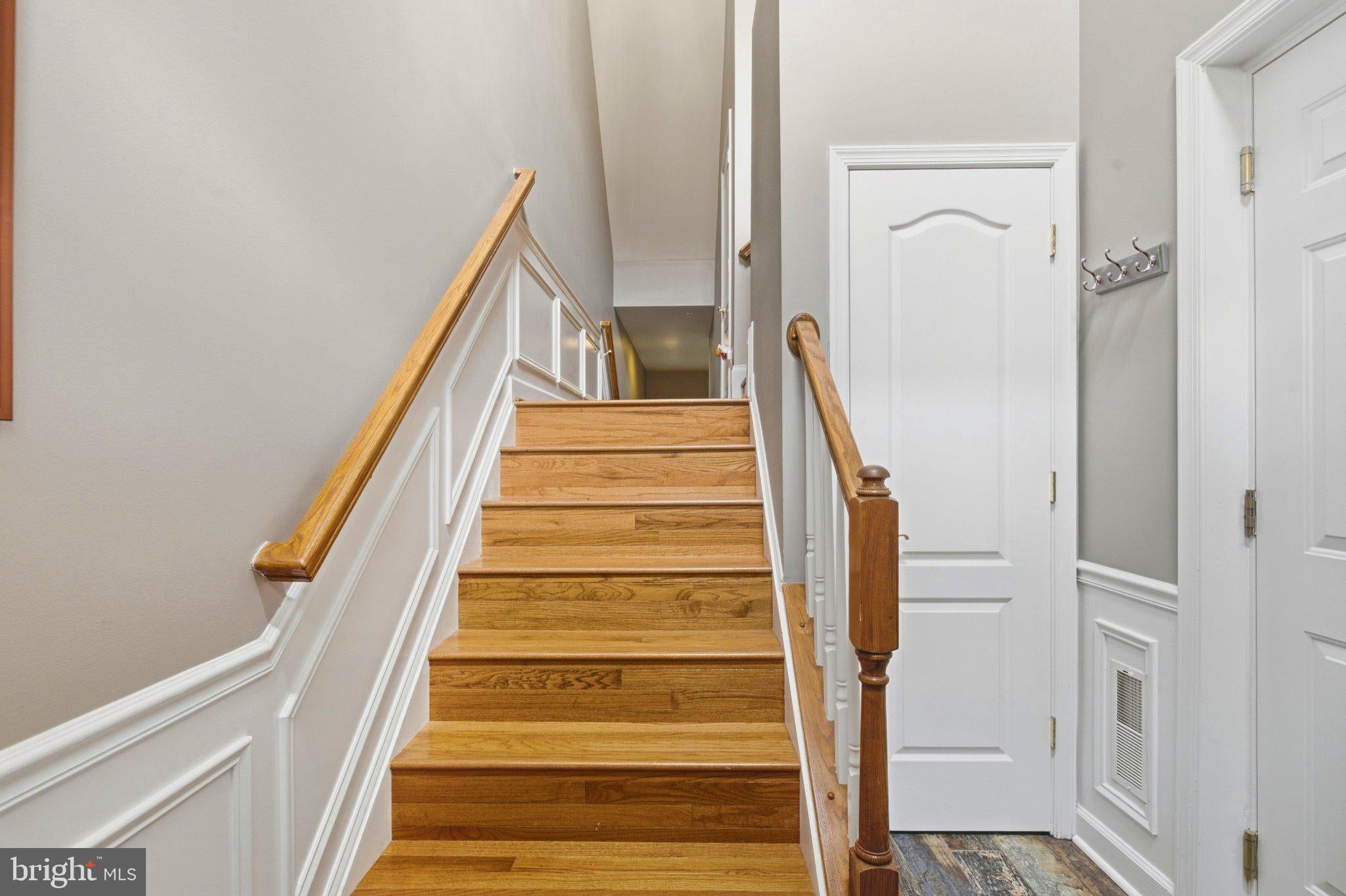 463 PENWOOD DRIVE