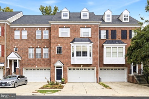 Townhouse For Sale - 463 Penwood Drive<br/> EDGEWATER, MD 21037