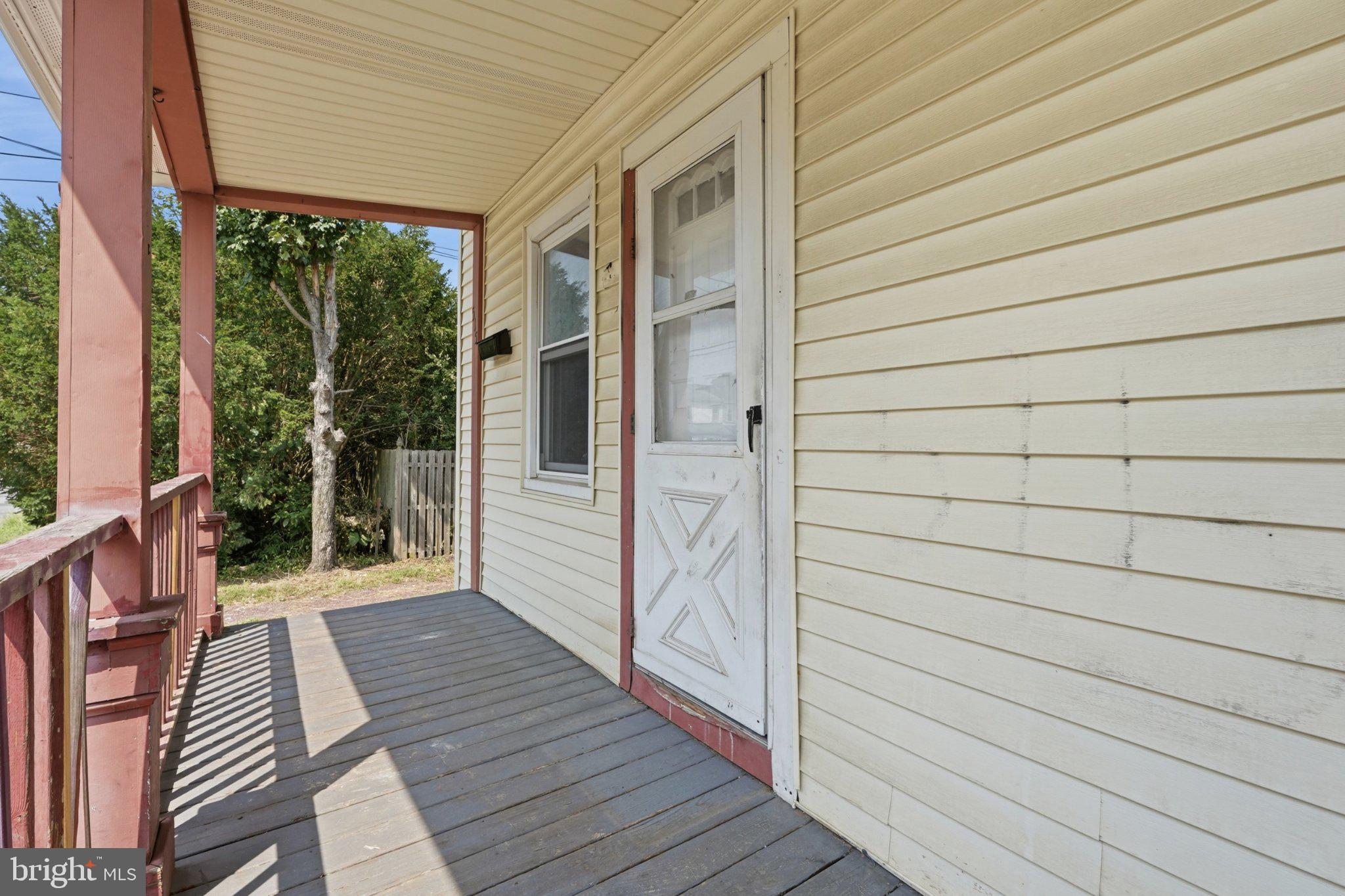 515 DOCK STREET